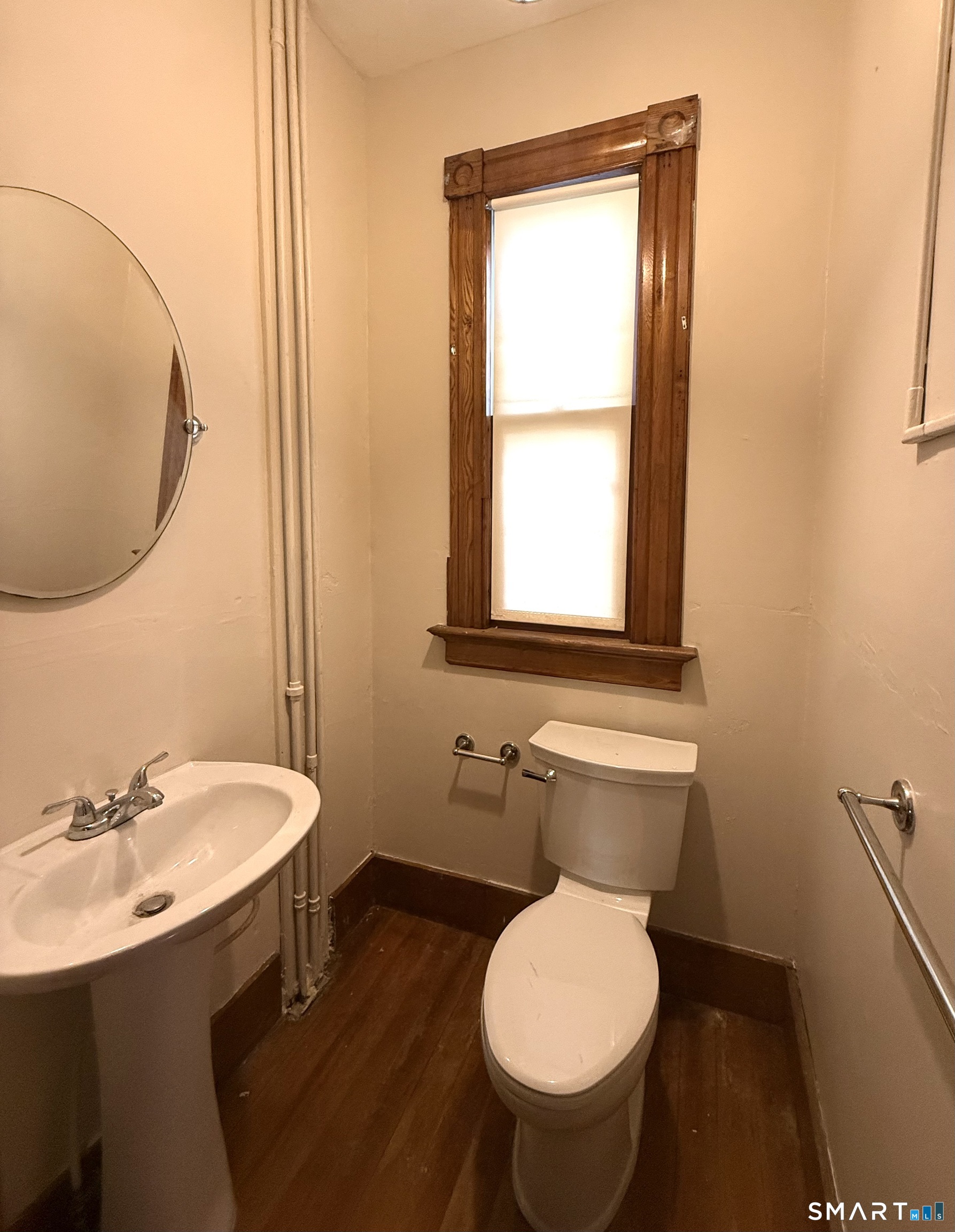 185 Curtis Street photo 9