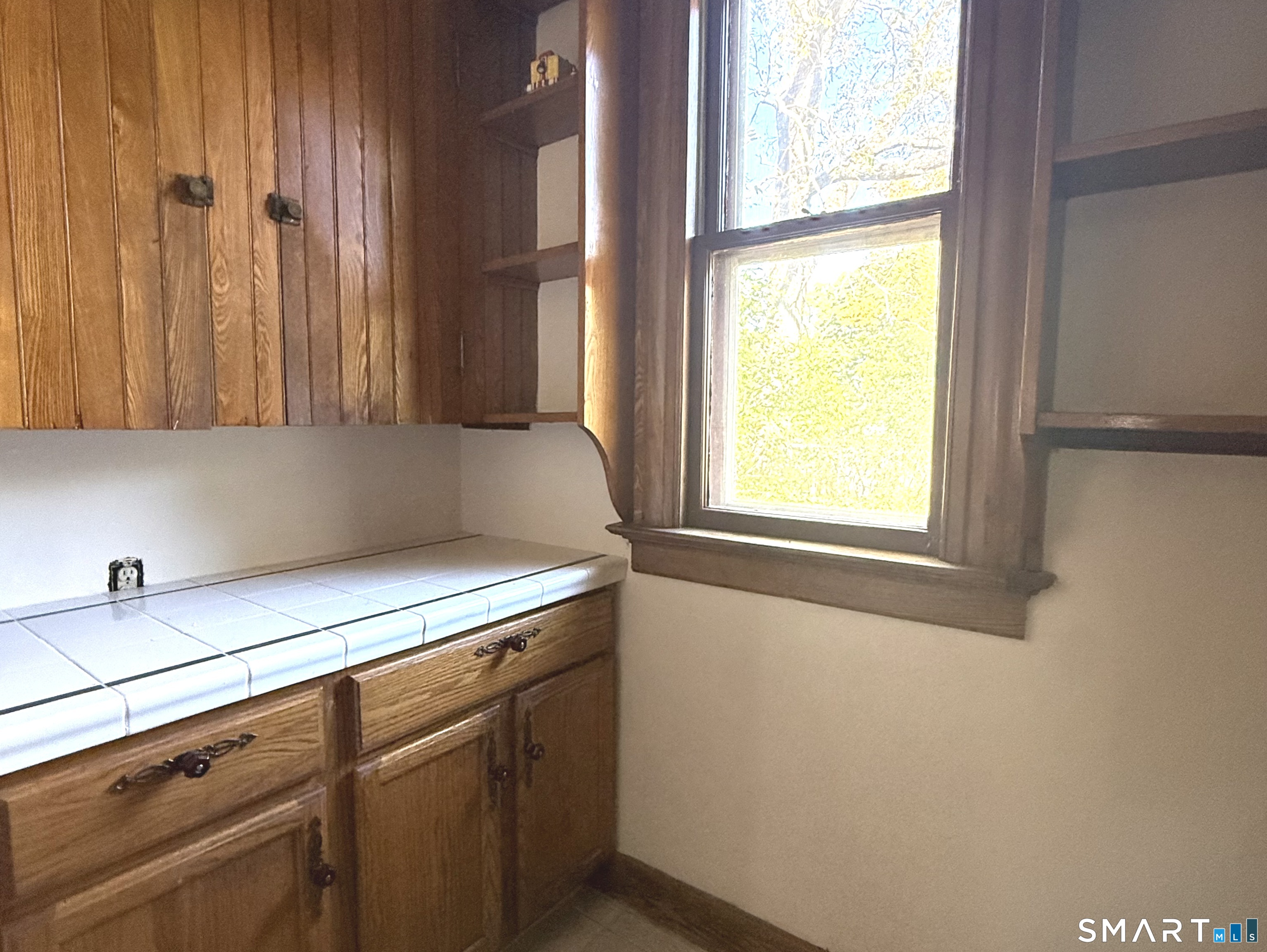 185 Curtis Street photo 6