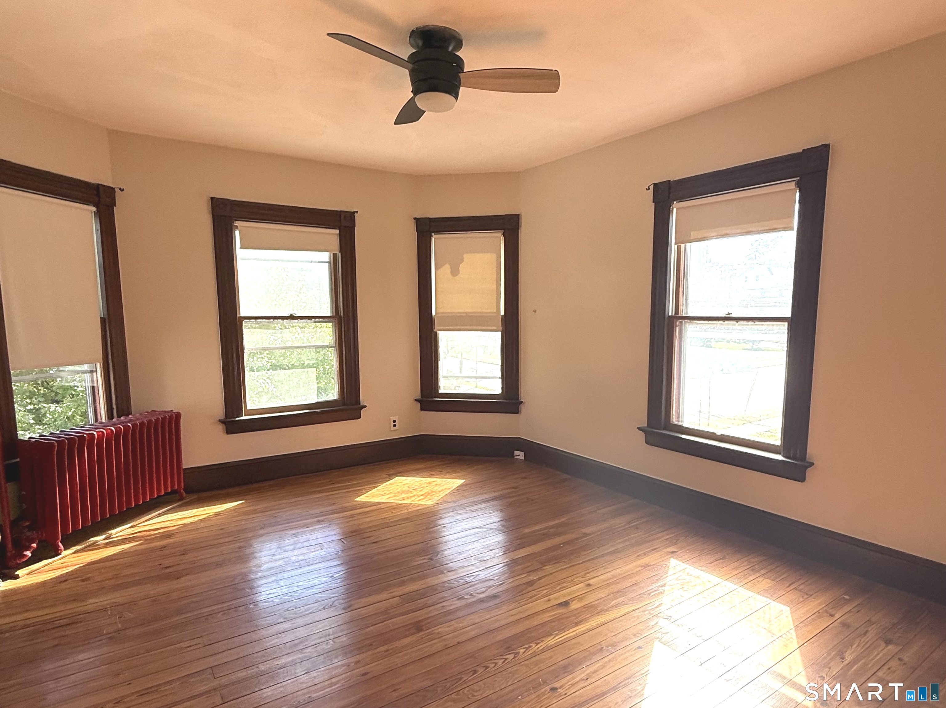 185 Curtis Street photo 11