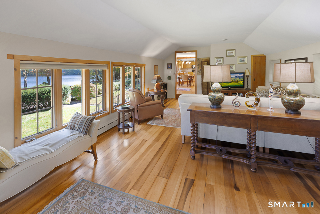 32 Tower Hill Lake Road photo 18