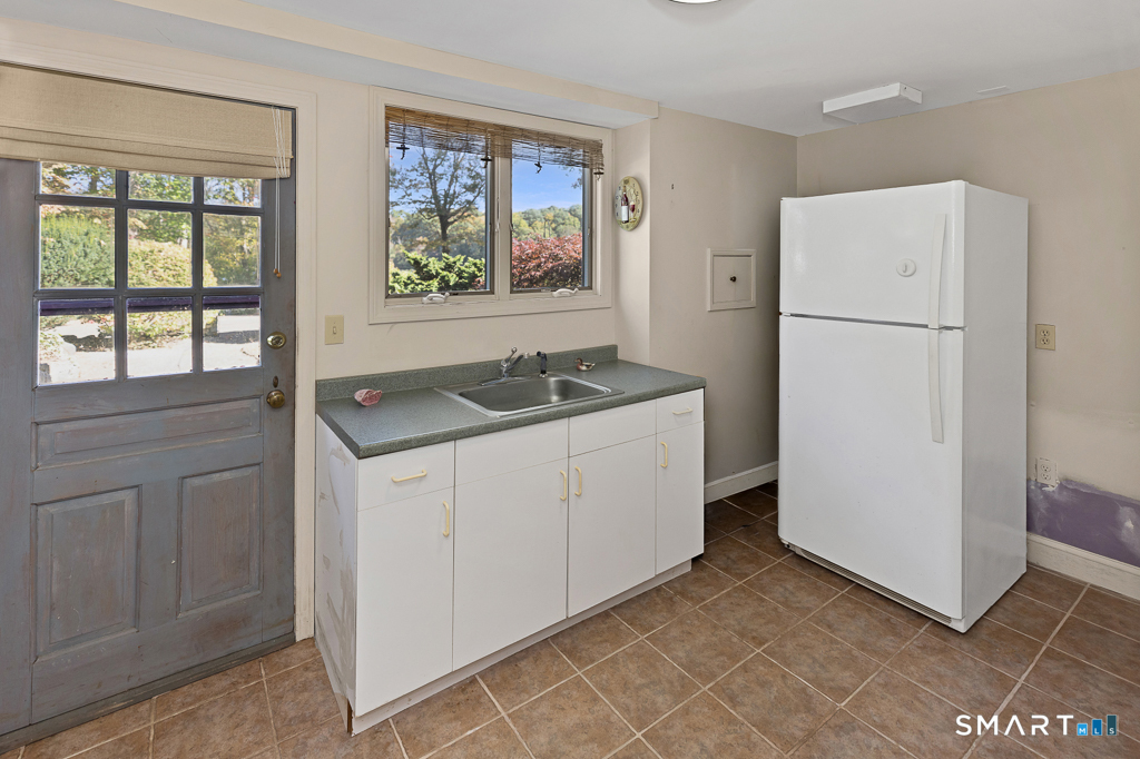 32 Tower Hill Lake Road photo 31
