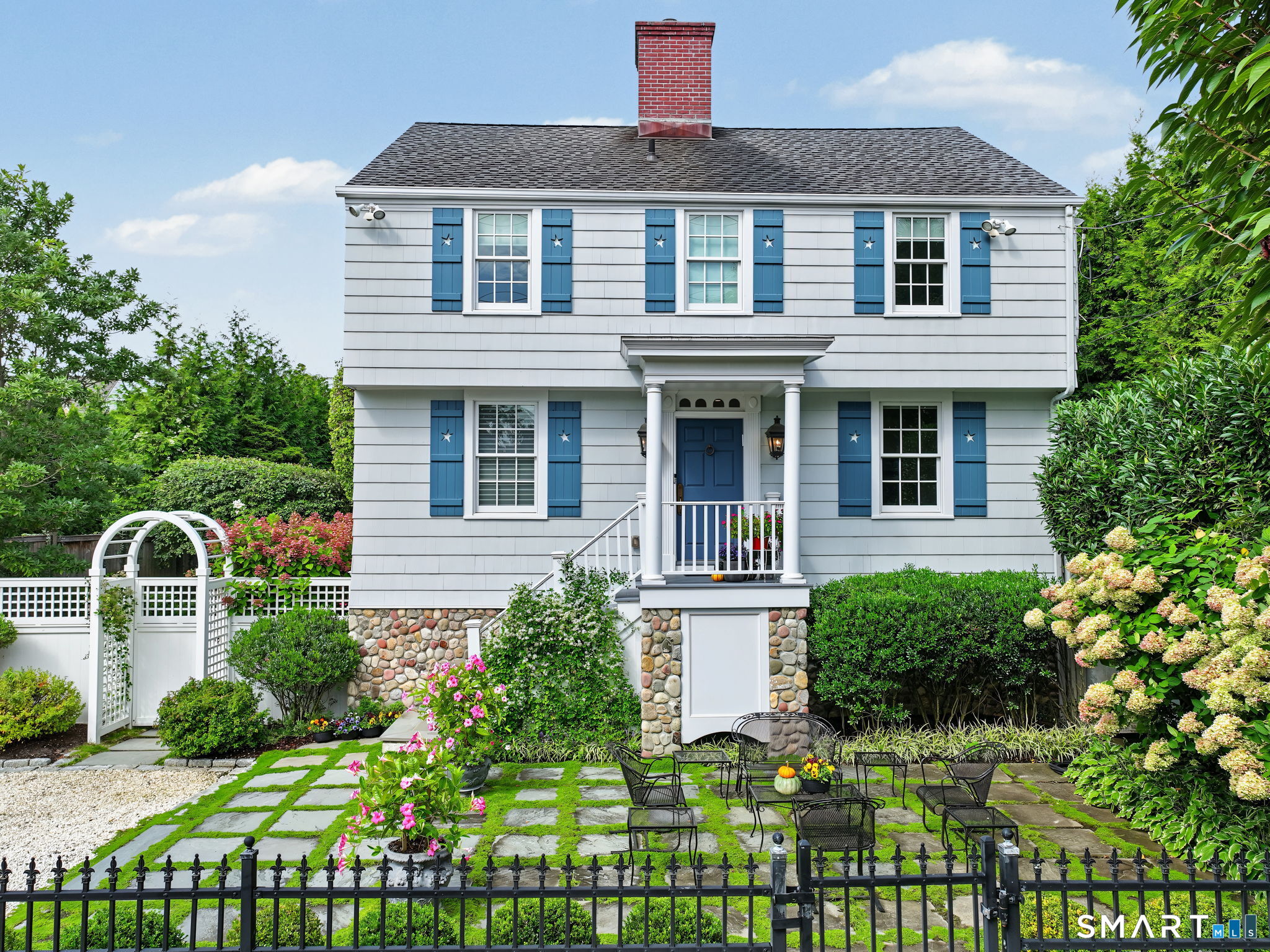 Foto 1 de Casa en venta en 19 Roosevelt Road, Westport, CT — $4,250,000