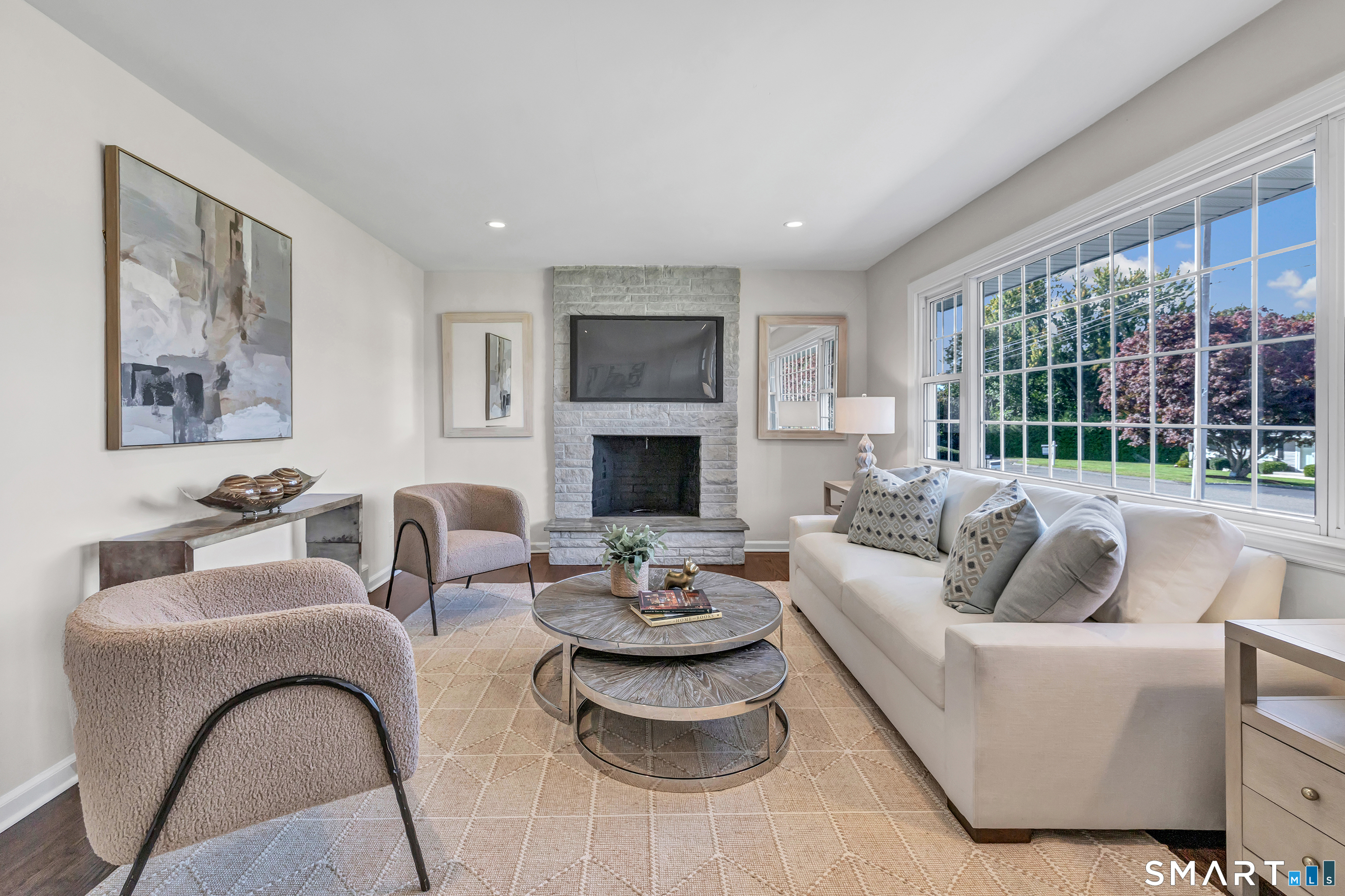 Foto 7 de Casa en venta en 49 Sunrise Avenue, Trumbull, CT — $850,000