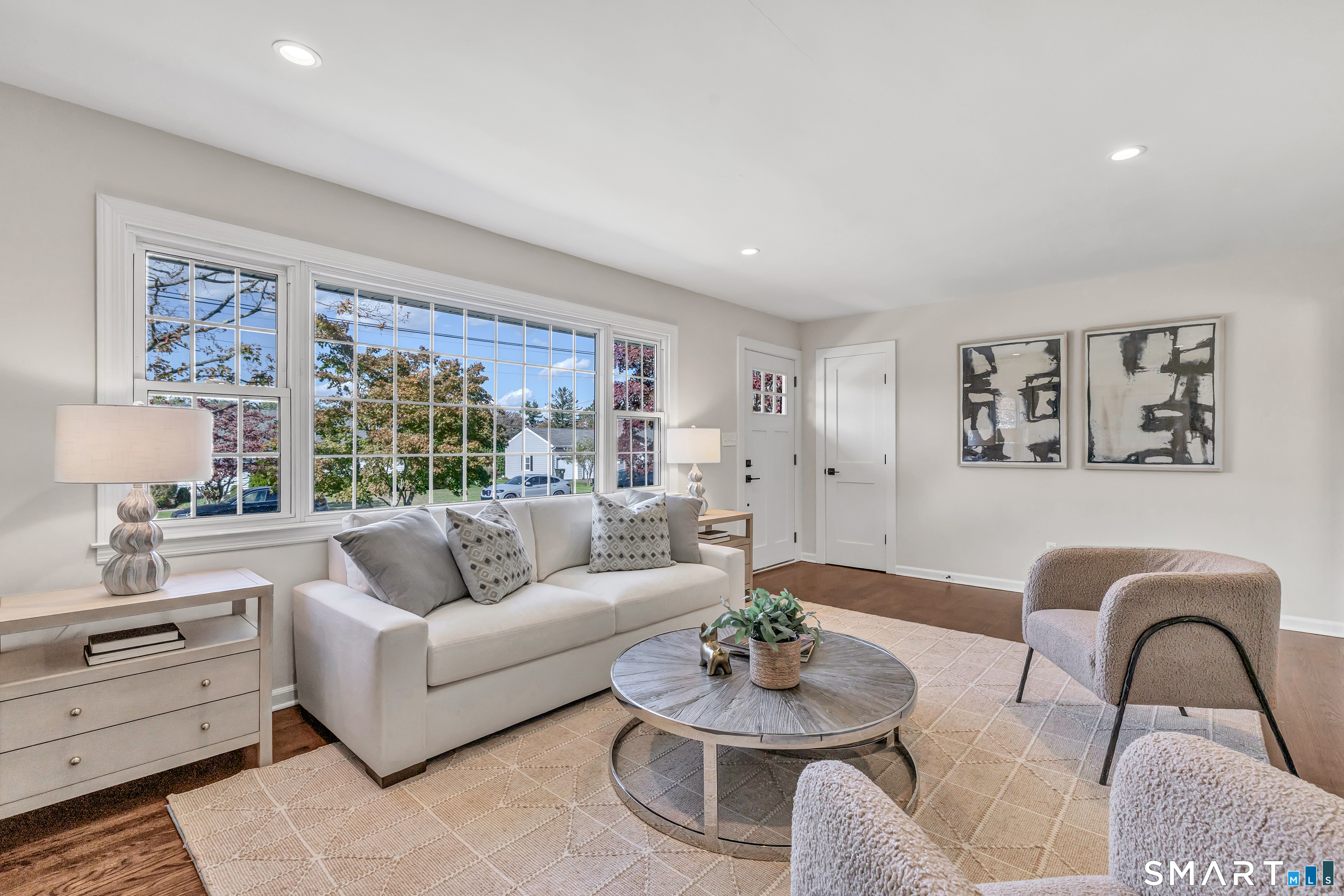 Foto 6 de Casa en venta en 49 Sunrise Avenue, Trumbull, CT — $850,000