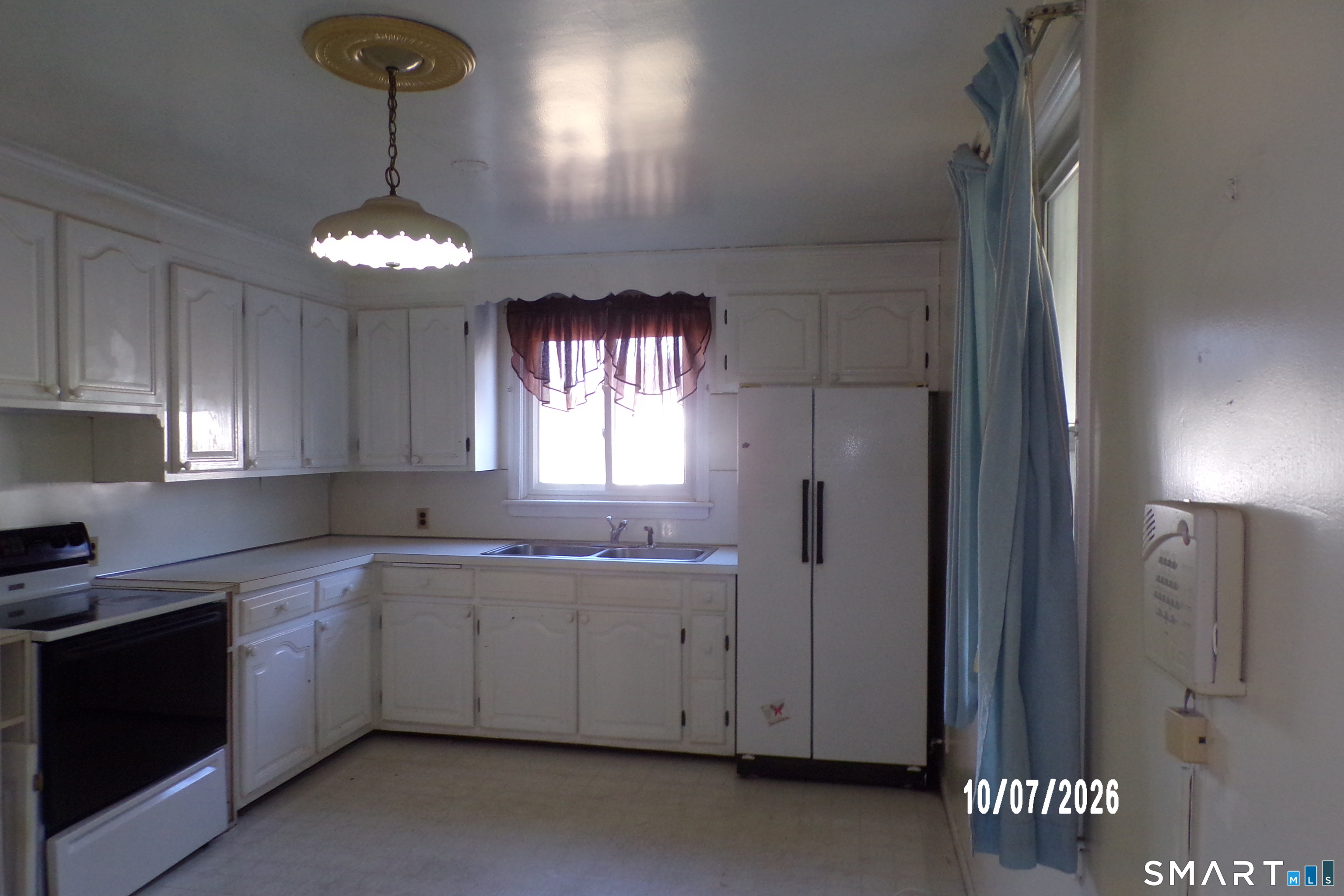 178 Sunset Drive photo 11