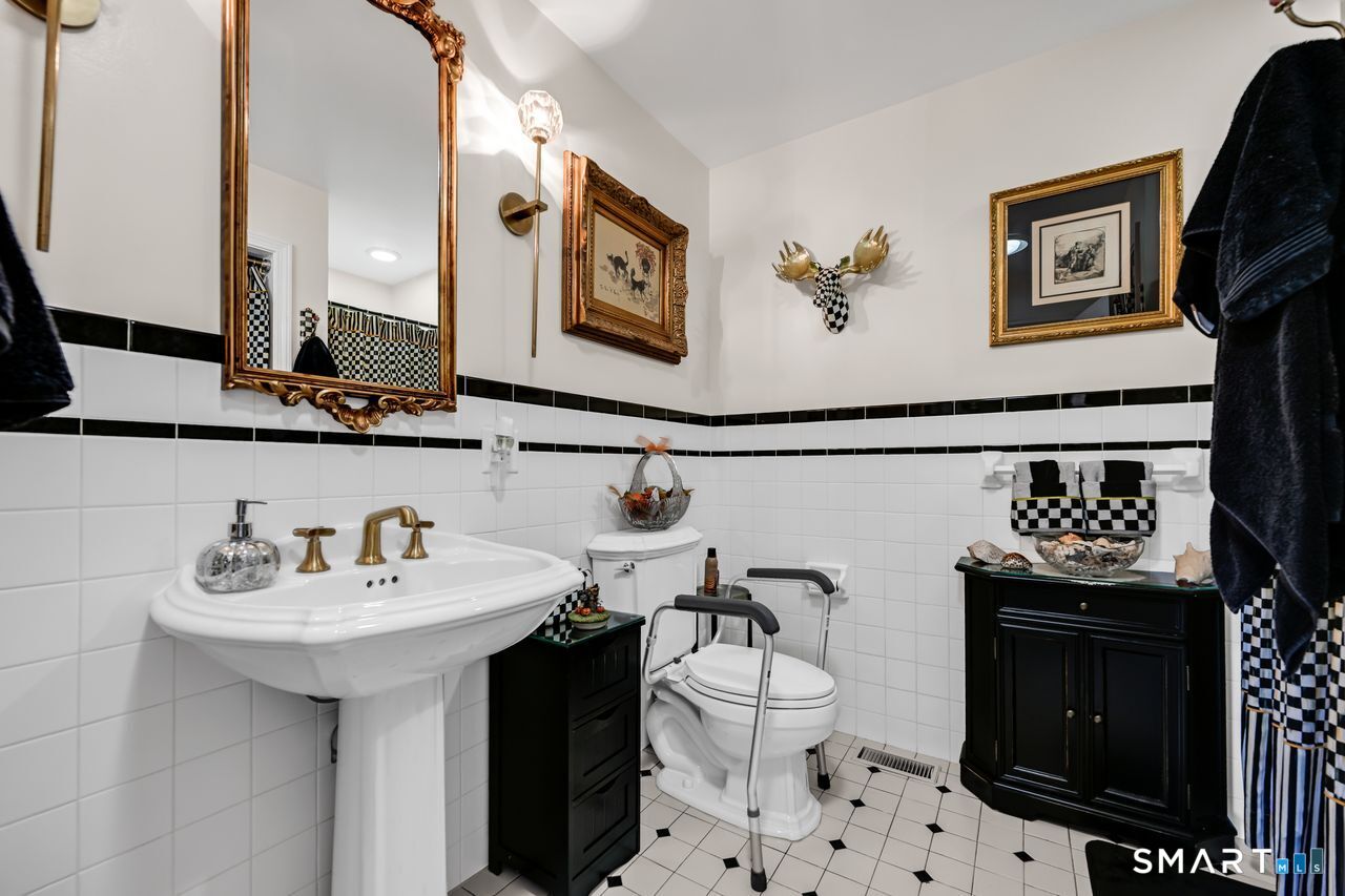 1495 Highland Avenue photo 17