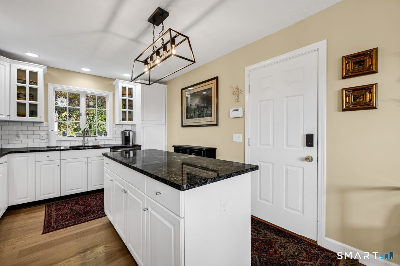 1495 Highland Avenue photo 13