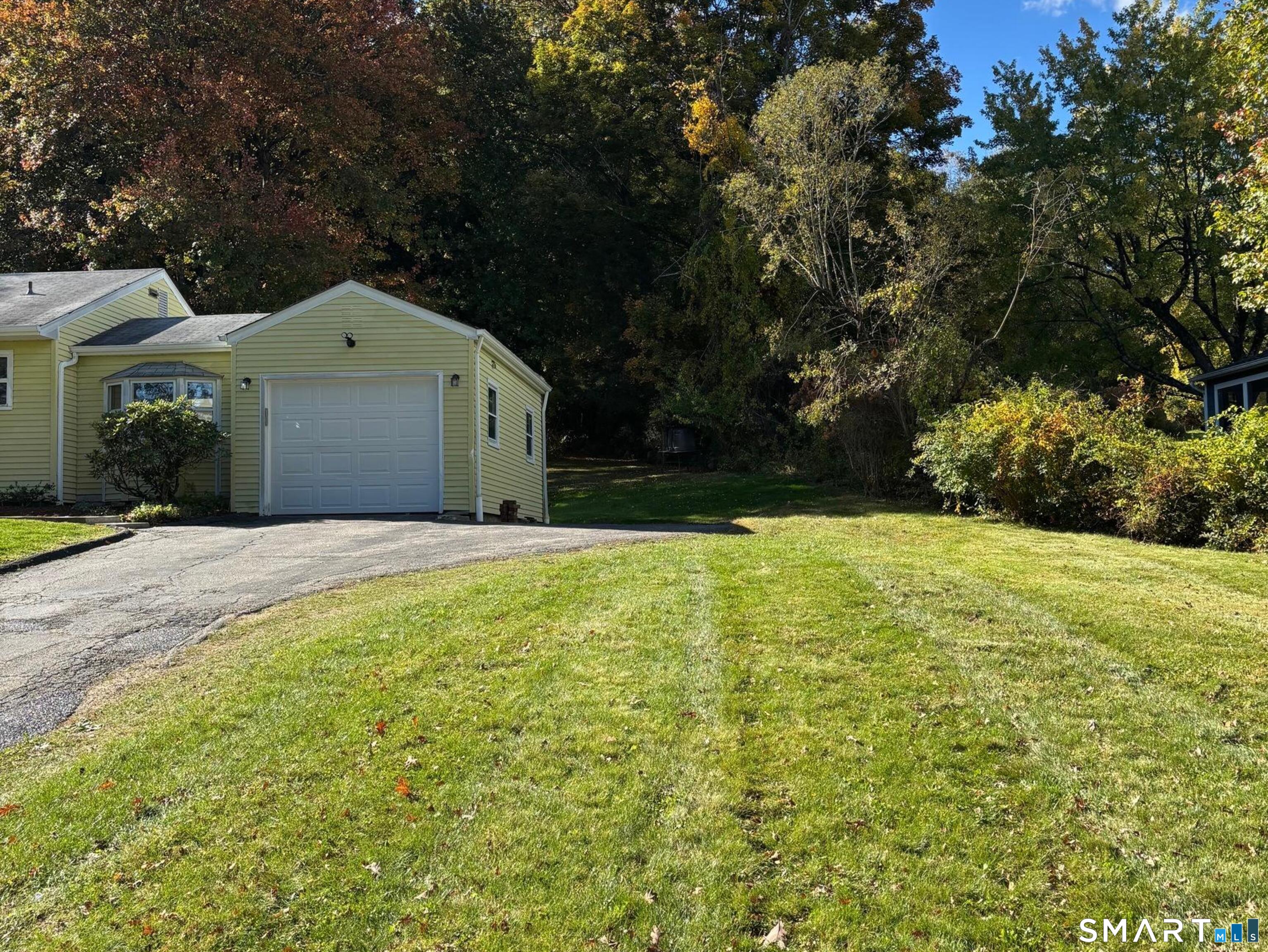 32 Old Hawleyville Road photo 22