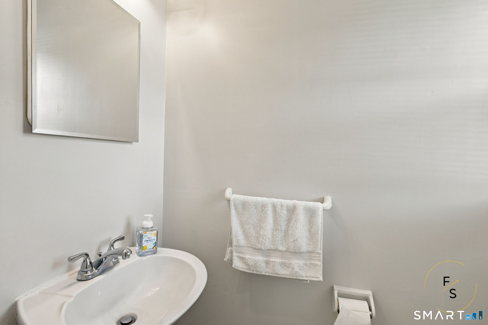 17 Pioneer Drive photo 13