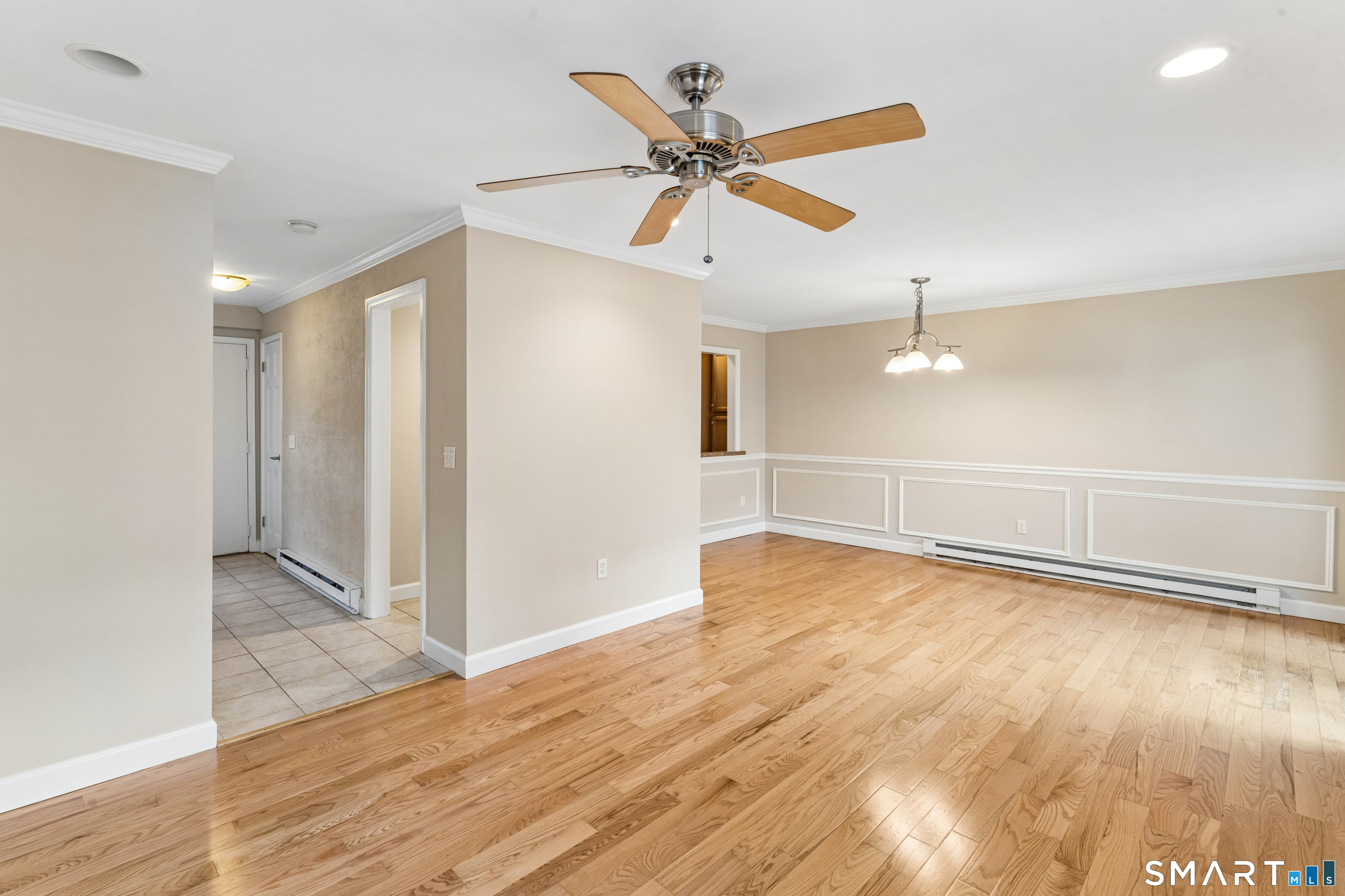 Foto 6 de Condominio en renta en 7 Cedarbrook Townhouse #7, Brookfield, CT — $2,450/mes
