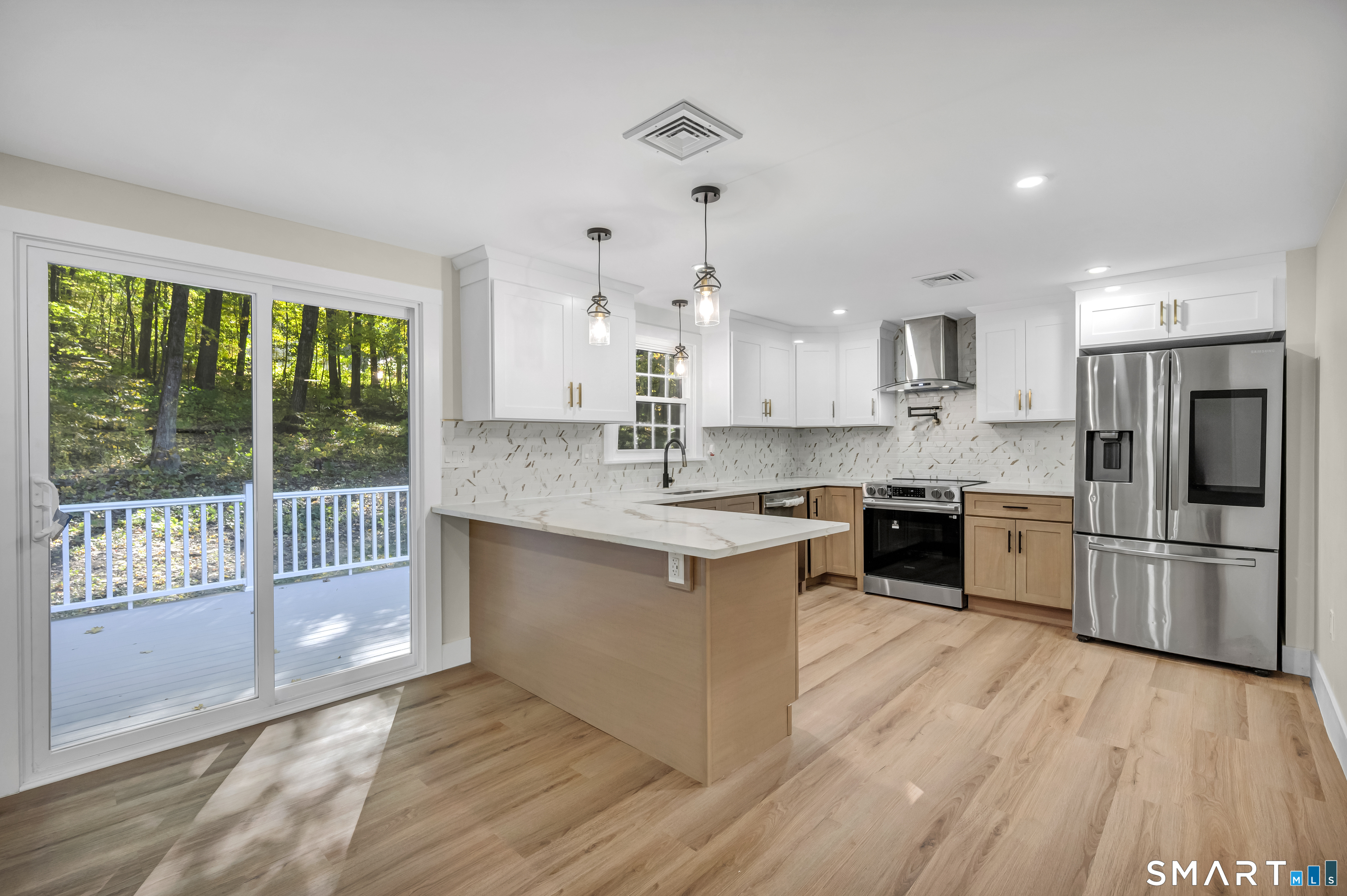 555 Simsbury Road photo 11