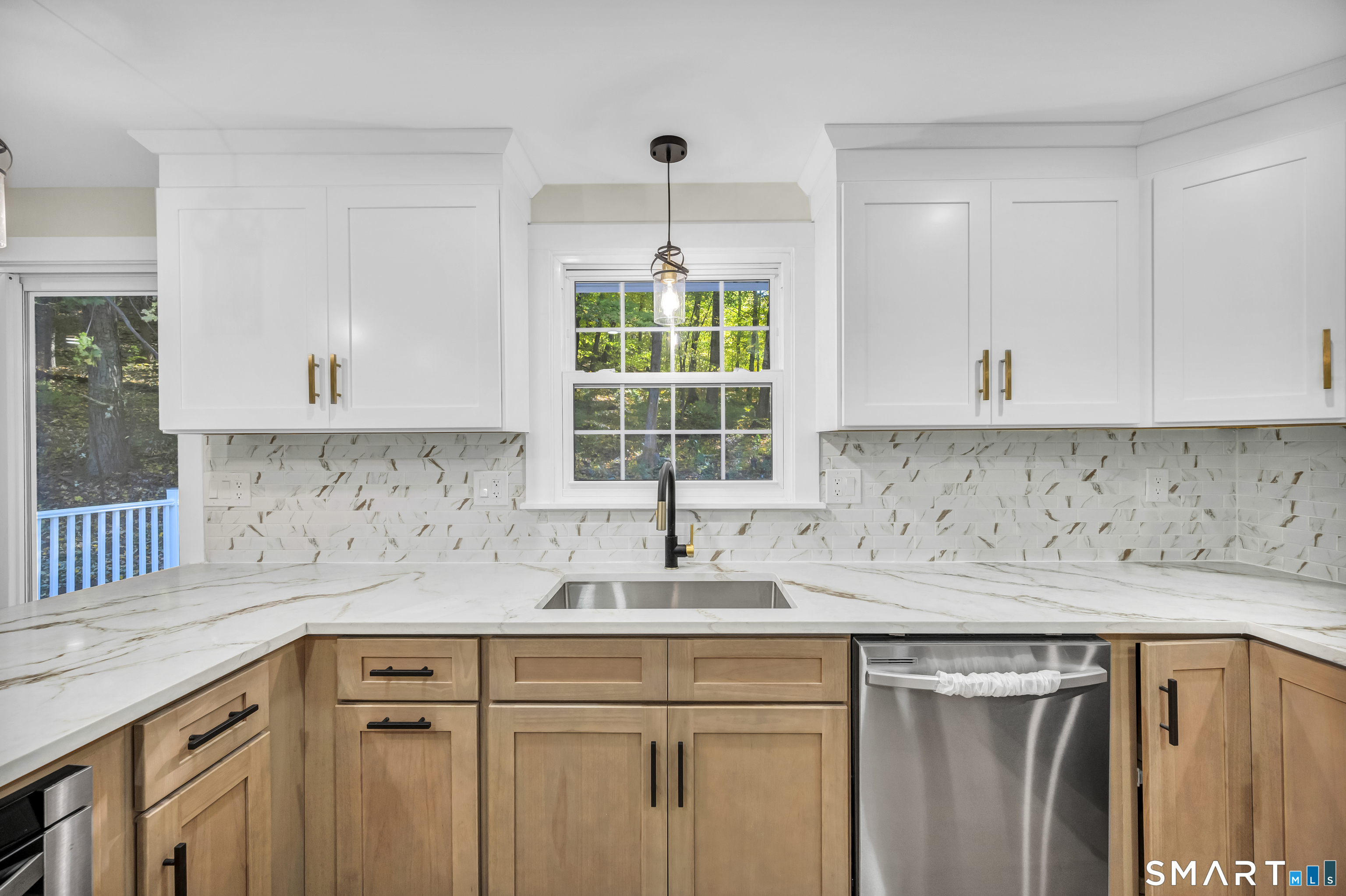555 Simsbury Road photo 14