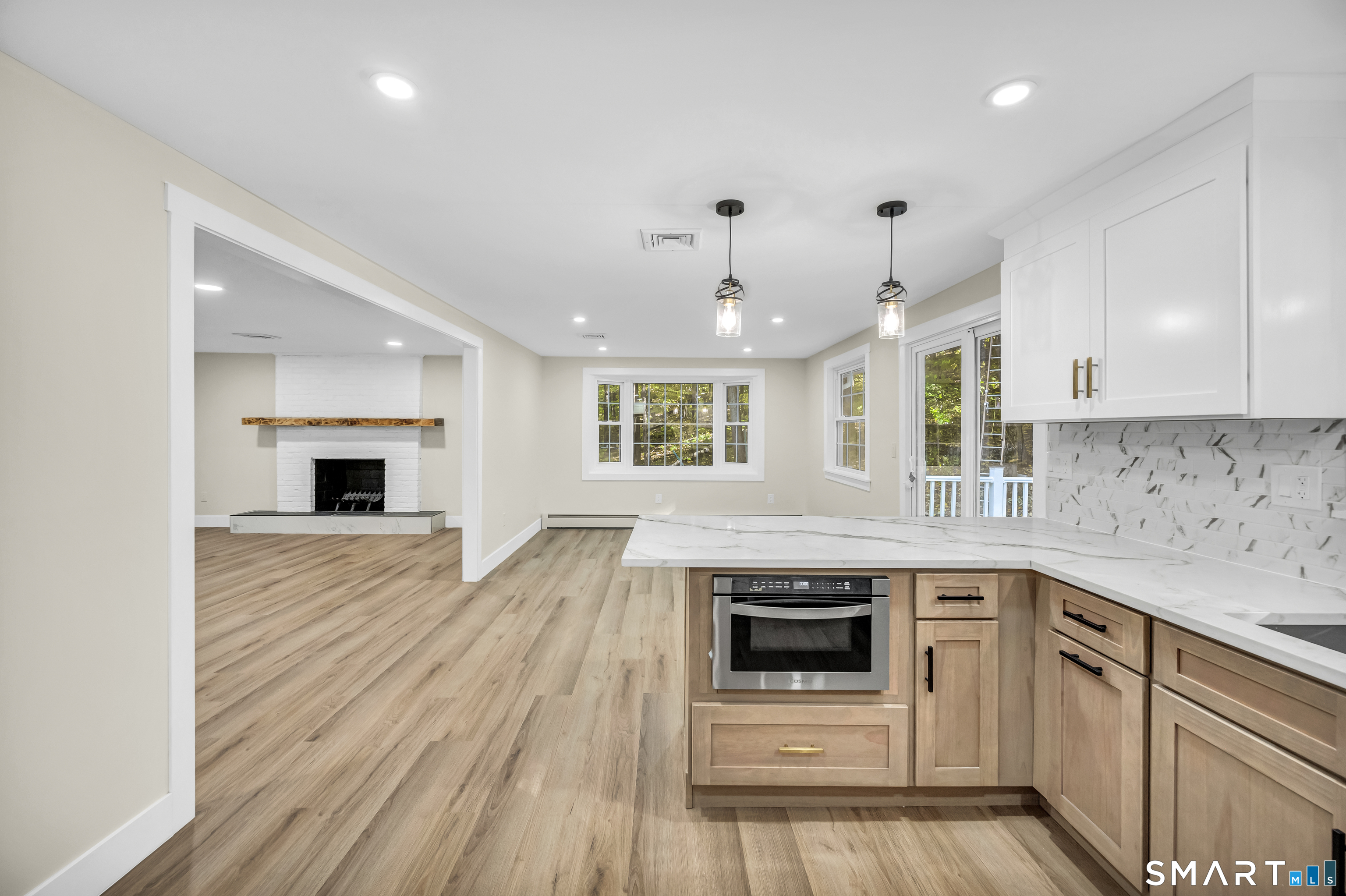 555 Simsbury Road photo 17