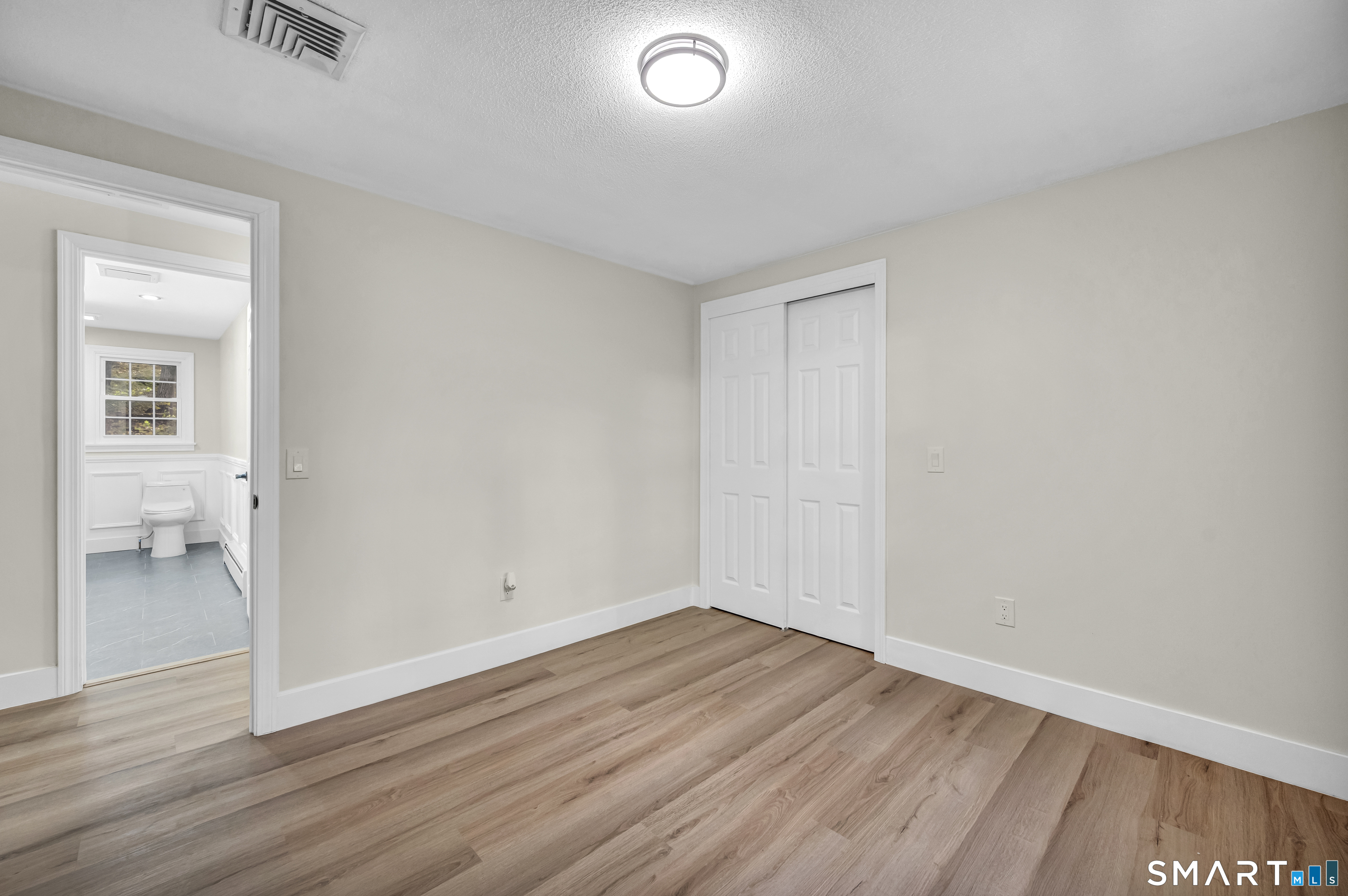 555 Simsbury Road photo 26