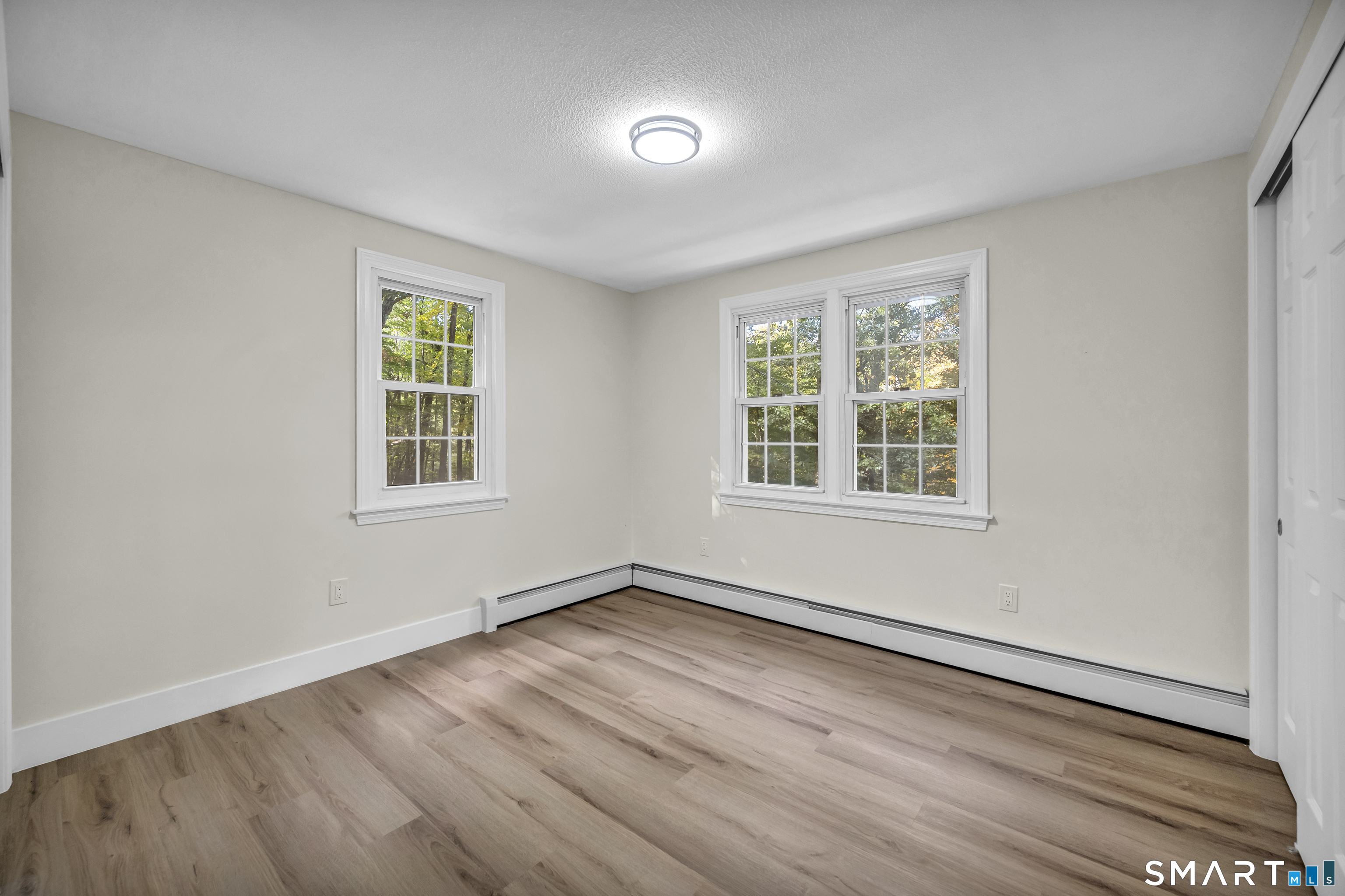 555 Simsbury Road photo 27