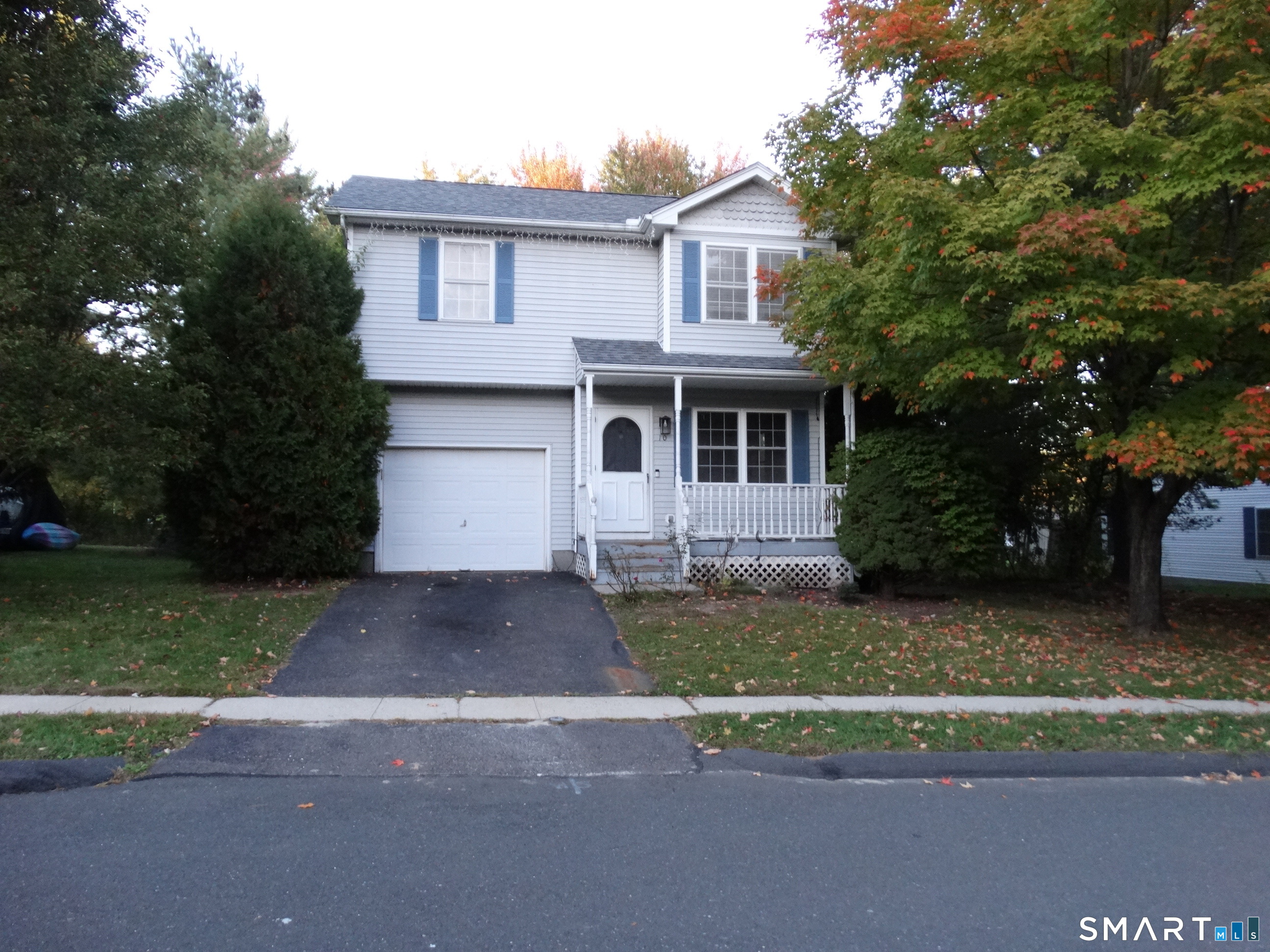 Photo 1 of Single family home for sale at 10 Pheasant Hl Dr #10, Enfield, CT 06082 | MLS# 24213379 | Listing updated on 2026-10-14
