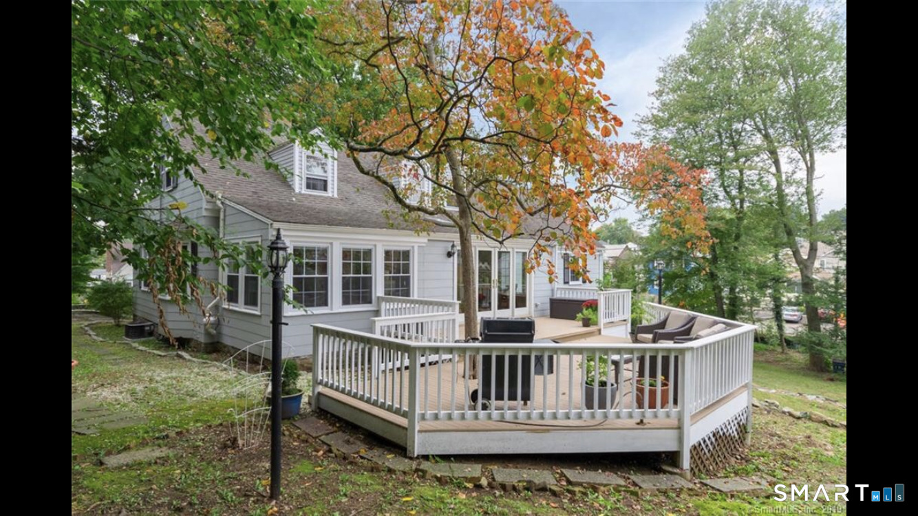 167 Old North Stamford R Road, Stamford, Connecticut photo 5