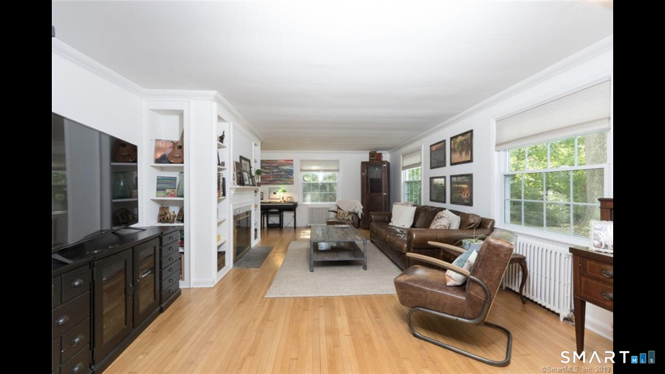 Foto 6 de Casa en renta en 167 Old North Stamford R Road, Stamford, CT — $5,900/mes