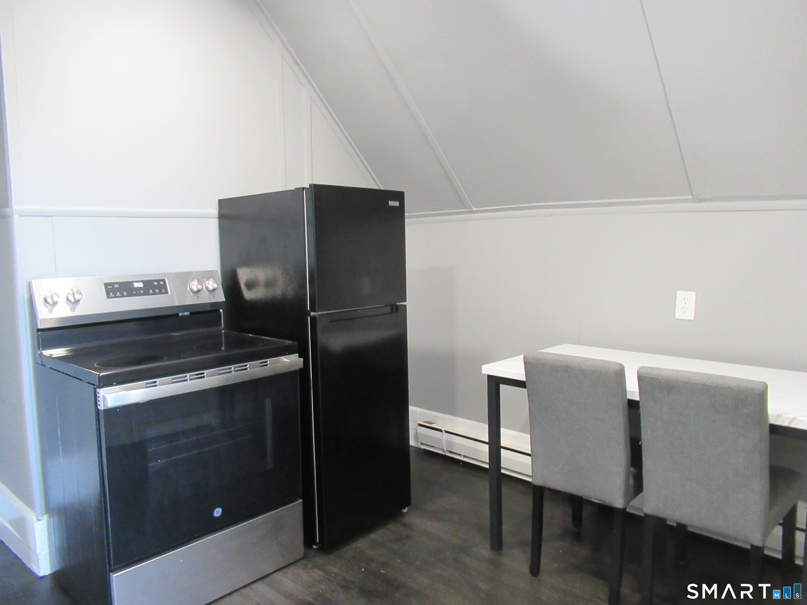 326-330 Bradley Street photo 12