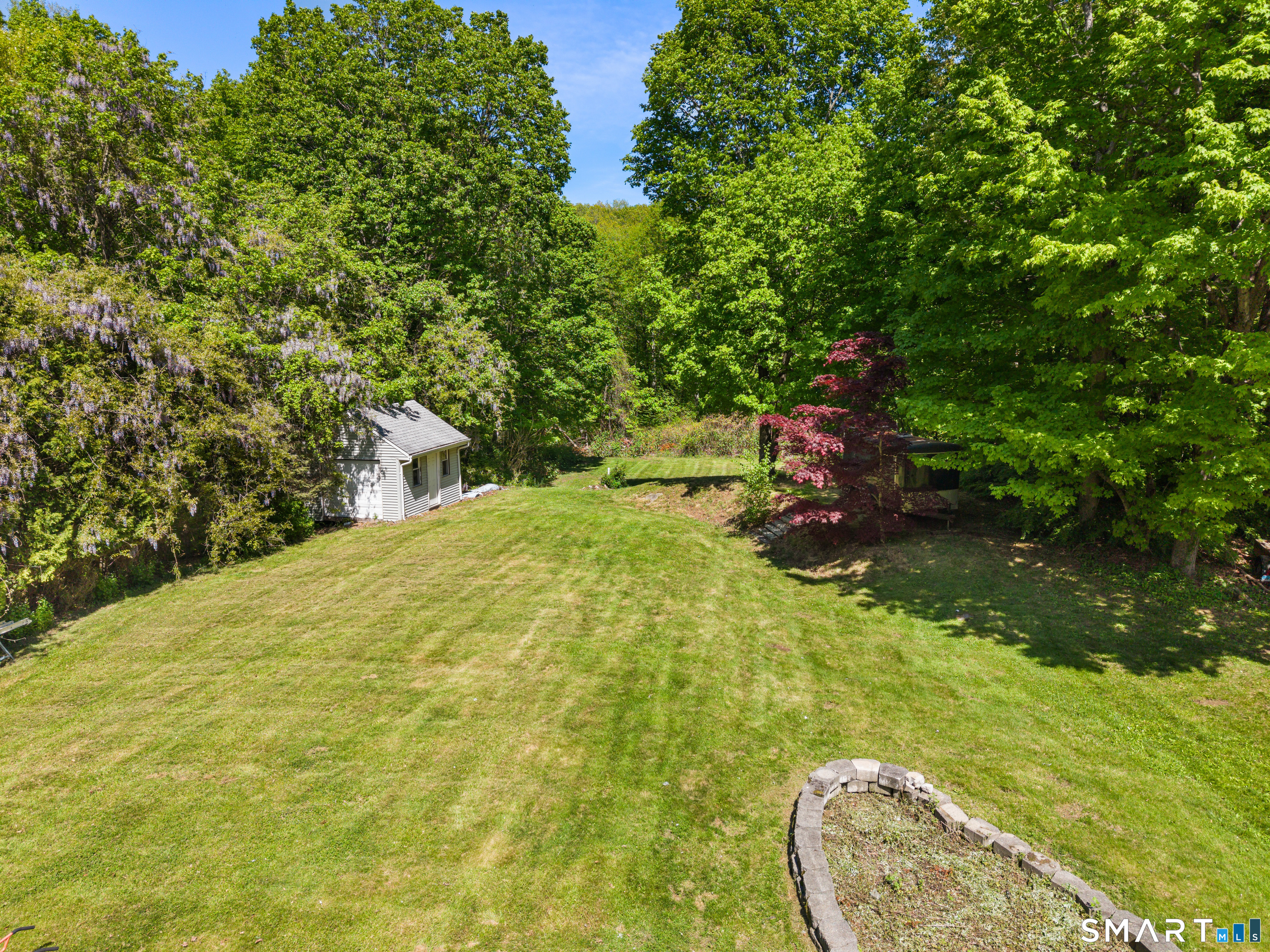 541 Middlebury Road photo 36