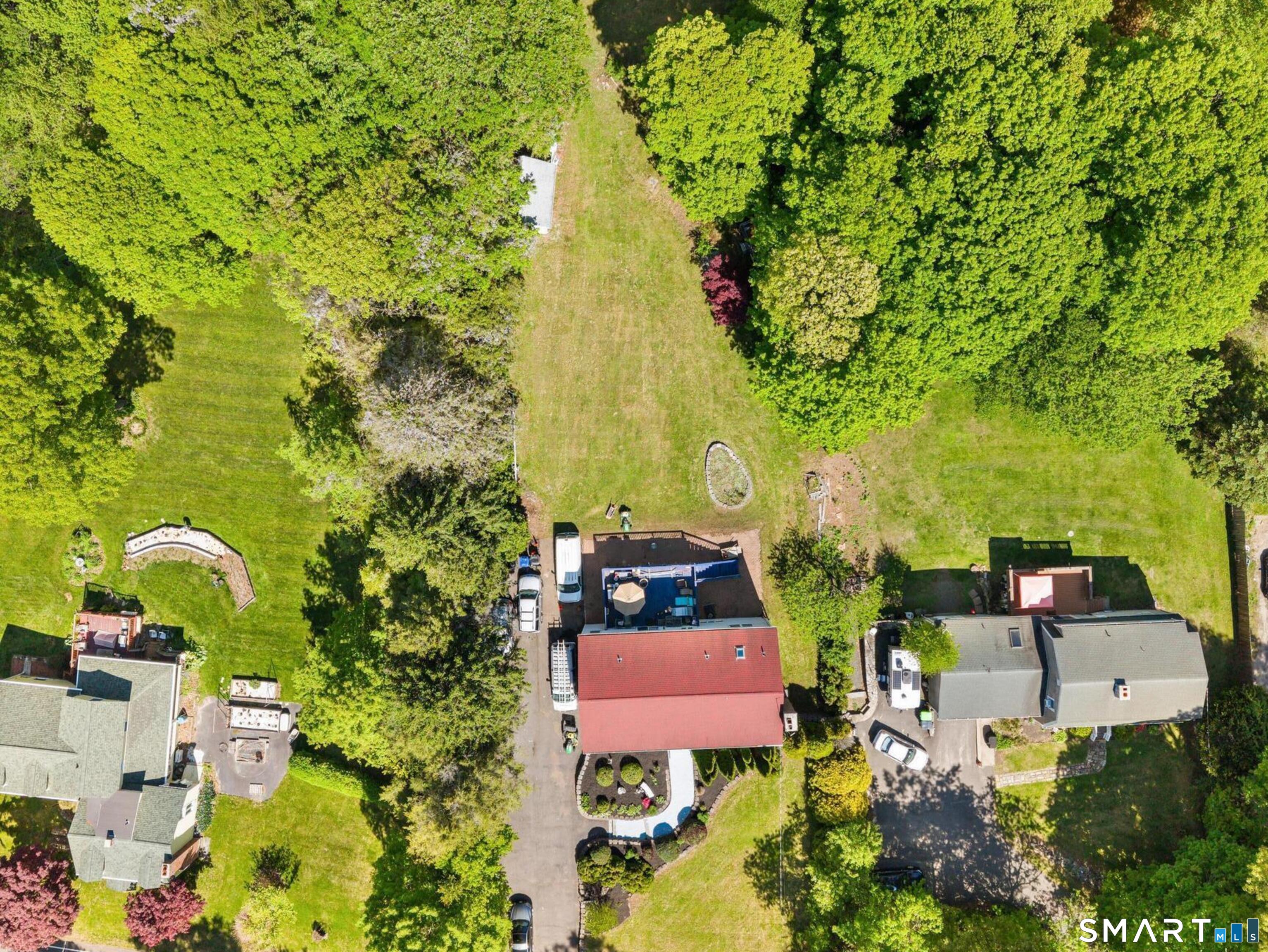 541 Middlebury Road photo 35