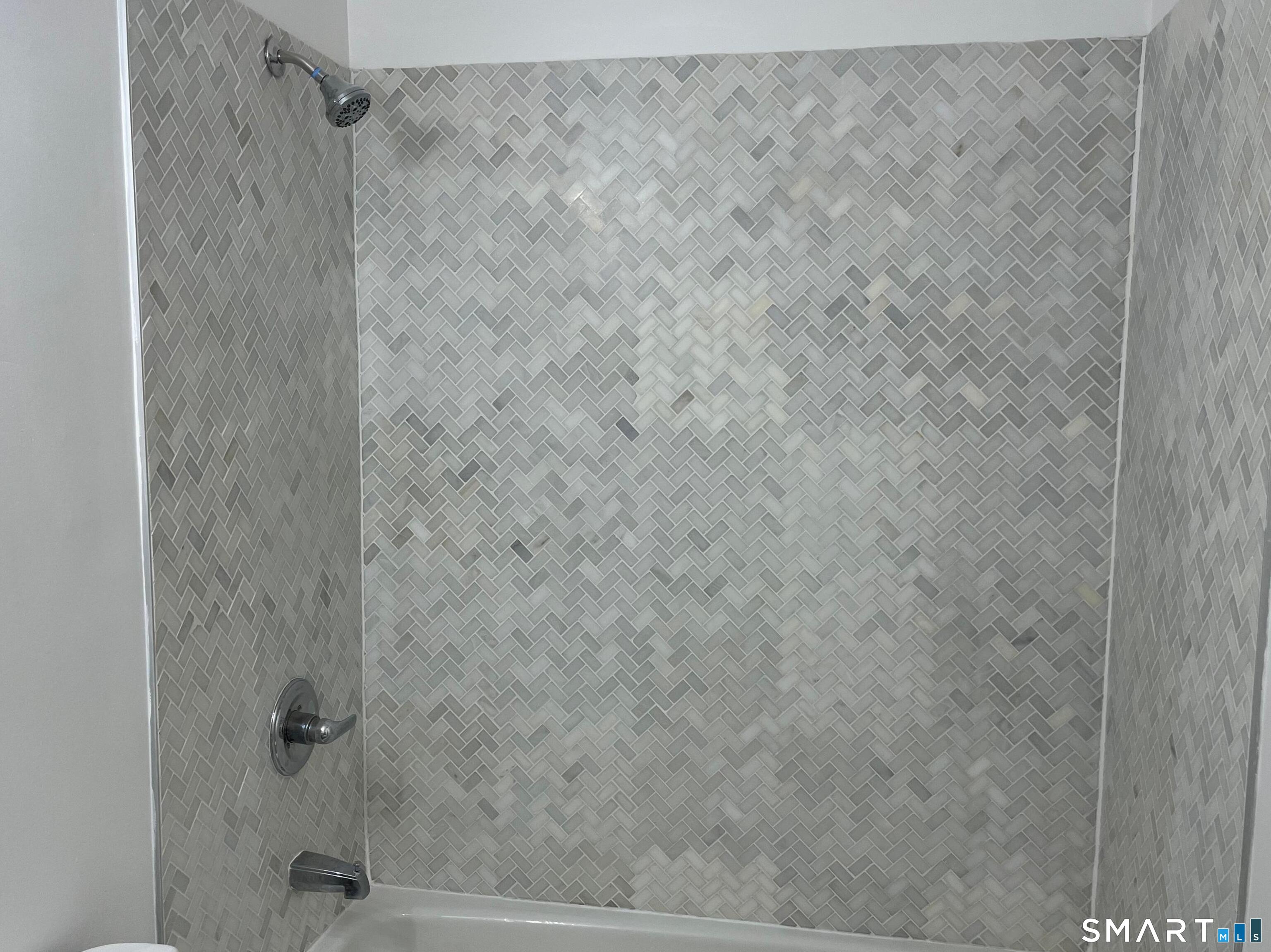 398 Courtland Avenue Unit #17 photo 13