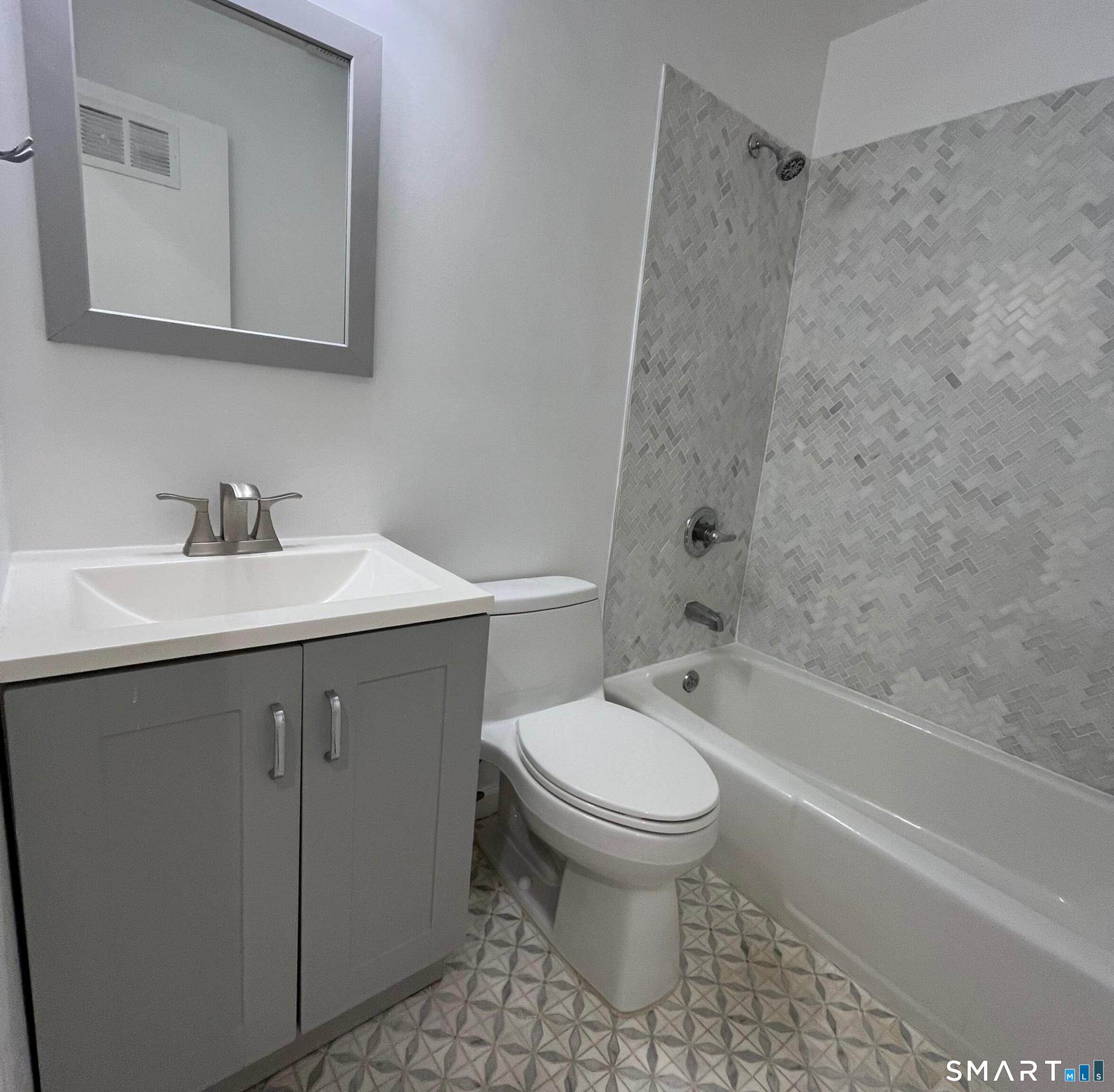 398 Courtland Avenue Unit #17 photo 14