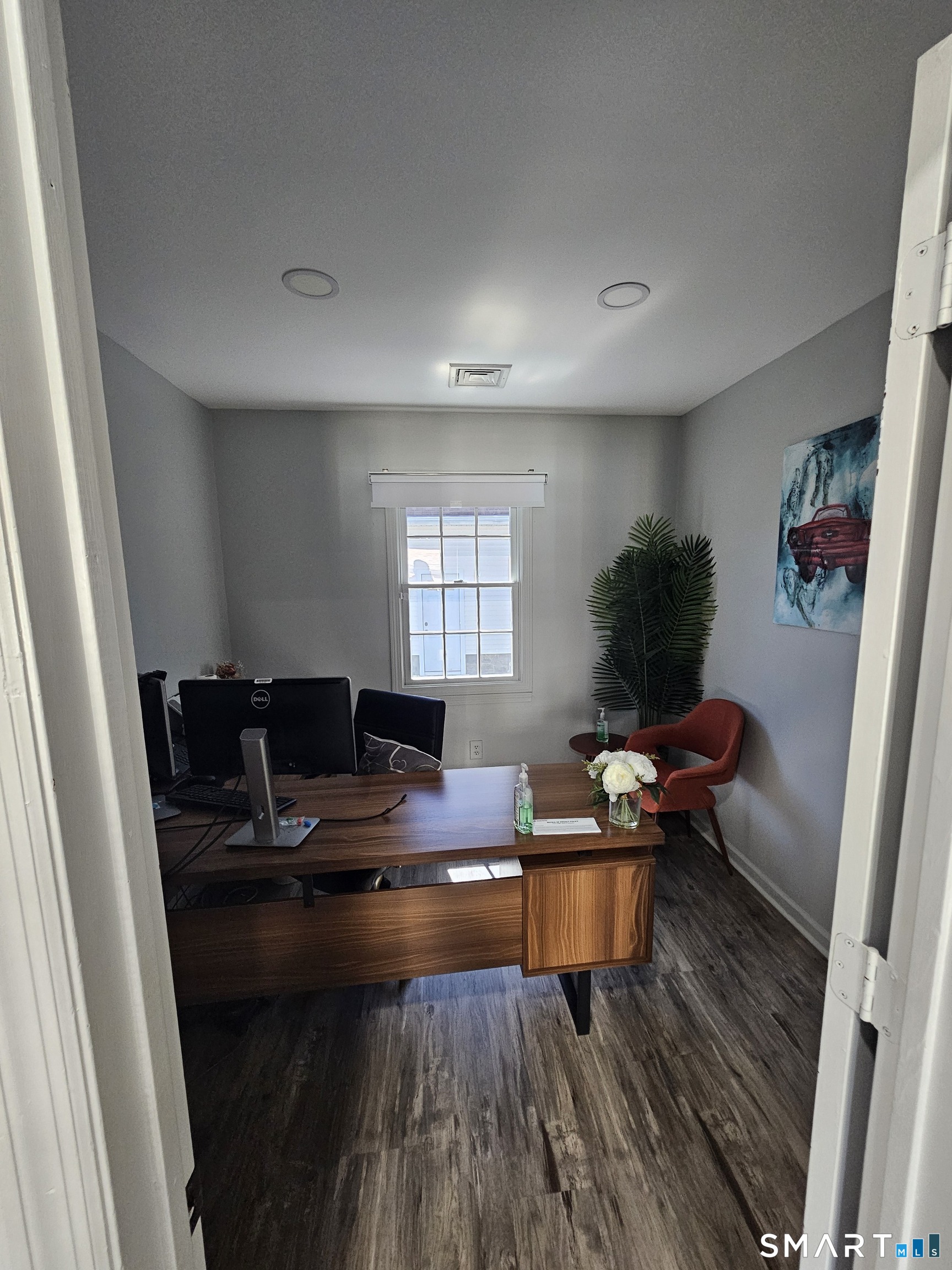Foto 9 de Local comercial en venta en 3231 Main Street, Stratford, CT — $799,000