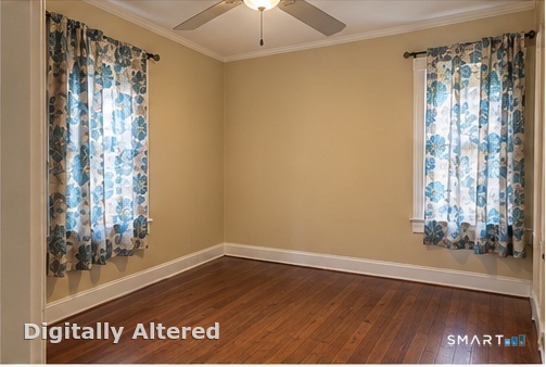 Foto 7 de Casa en venta en 135 Stuart Avenue, Norwalk, CT — $550,000