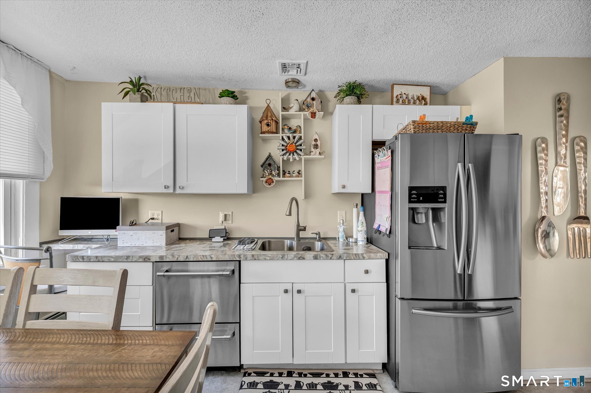 36 Hemingway Avenue photo 27