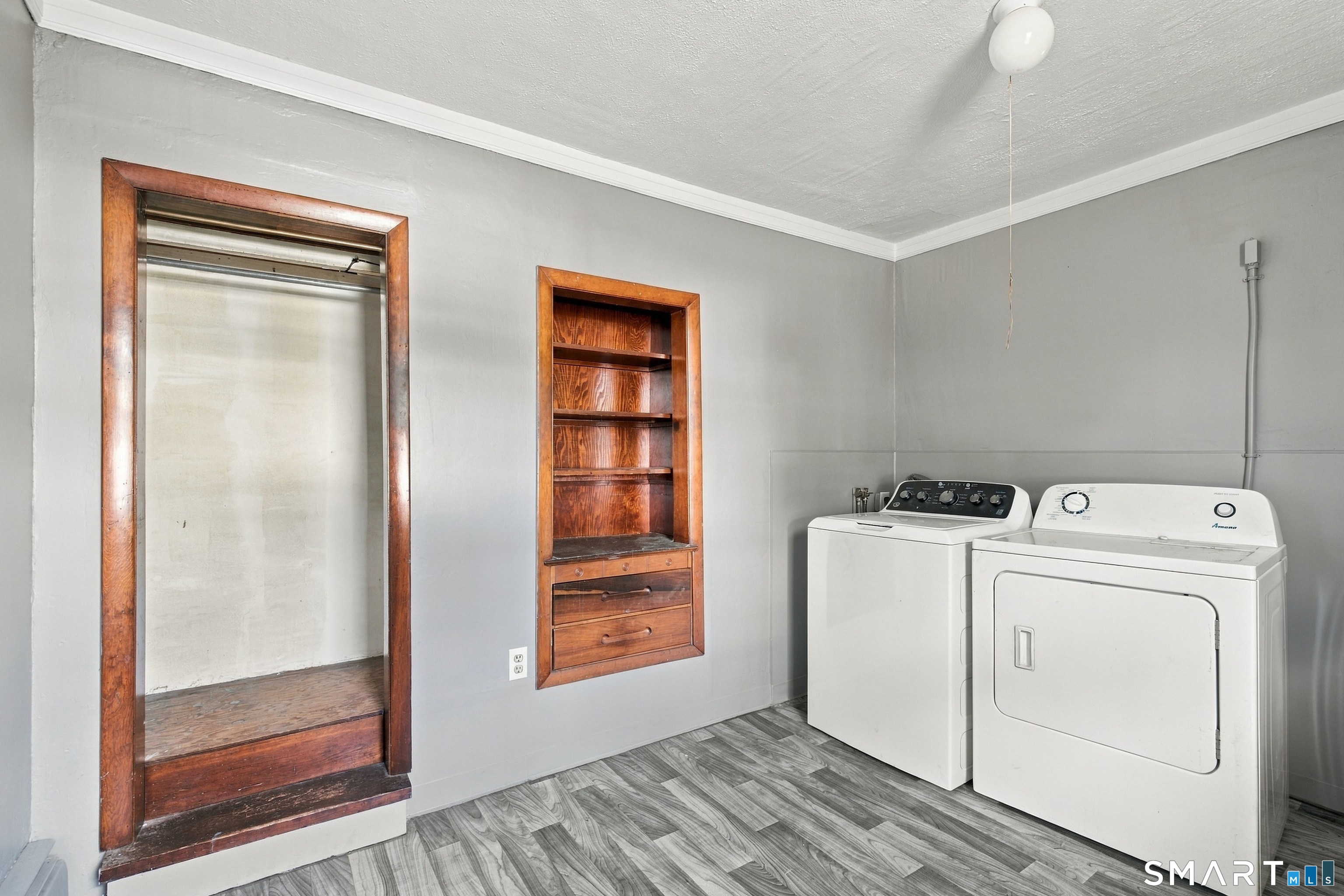 12 Columbus Avenue photo 6