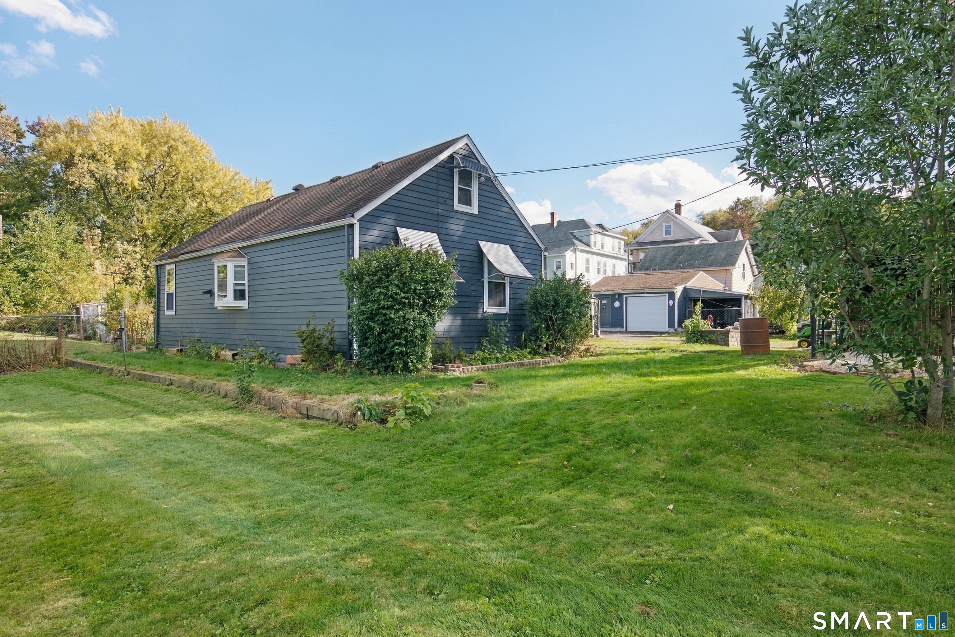 12 Columbus Avenue photo 26
