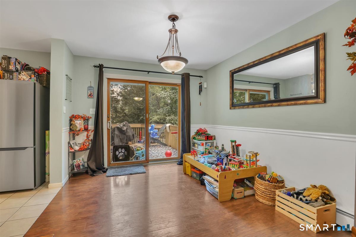 17 Beacon Street photo 12