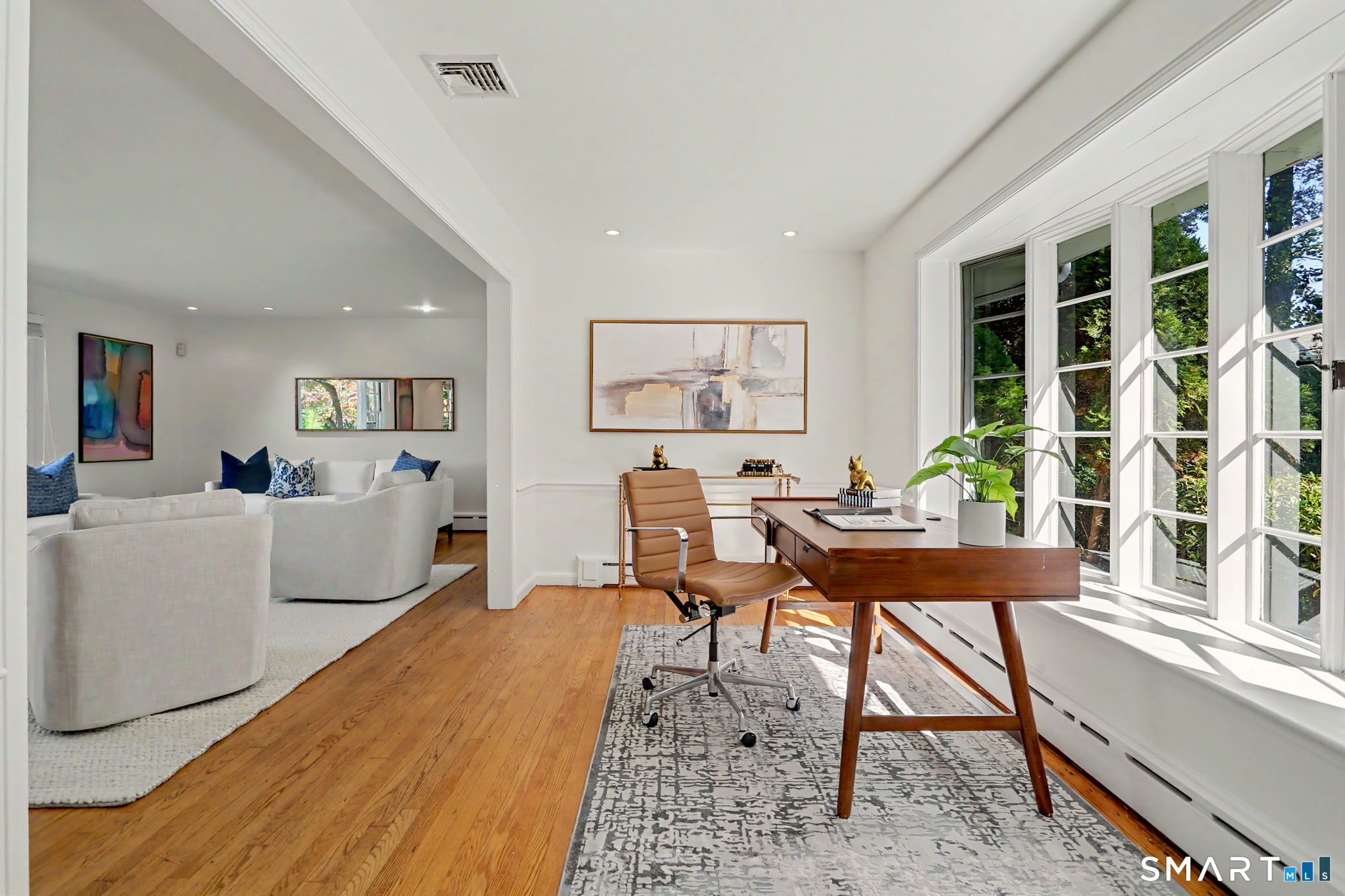 Foto 8 de Casa en venta en 265 Balmforth Street, Bridgeport, CT — $995,000