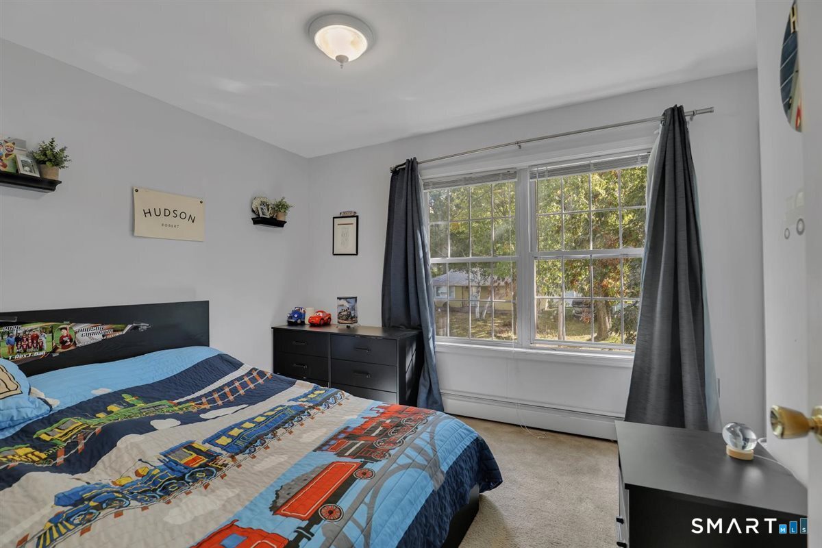 17 Beacon Street photo 25