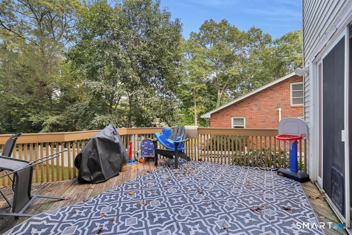 17 Beacon Street photo 34