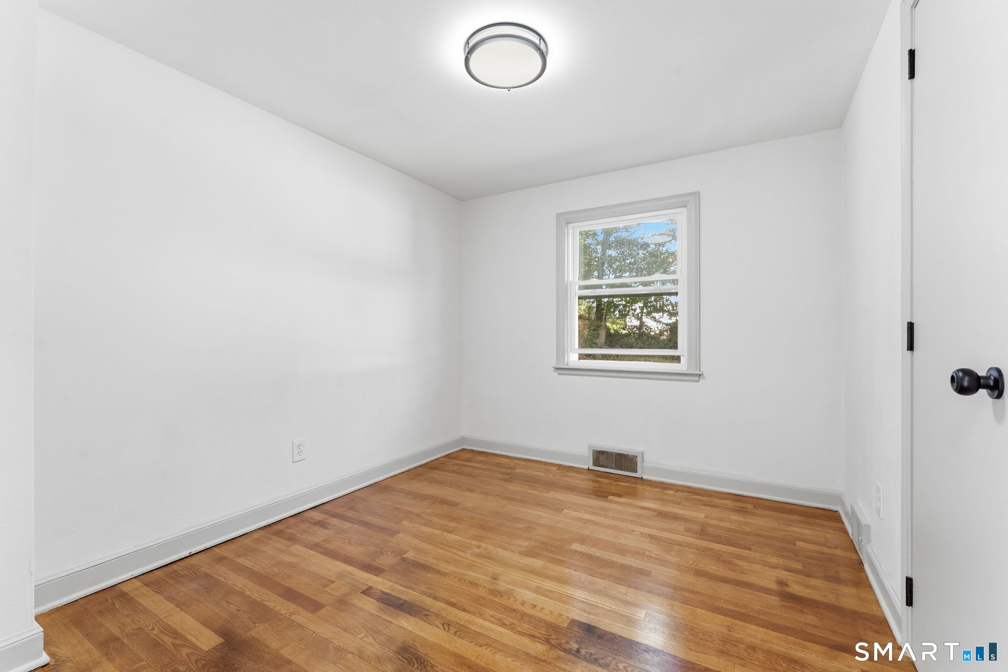 23 Hillview Avenue photo 15