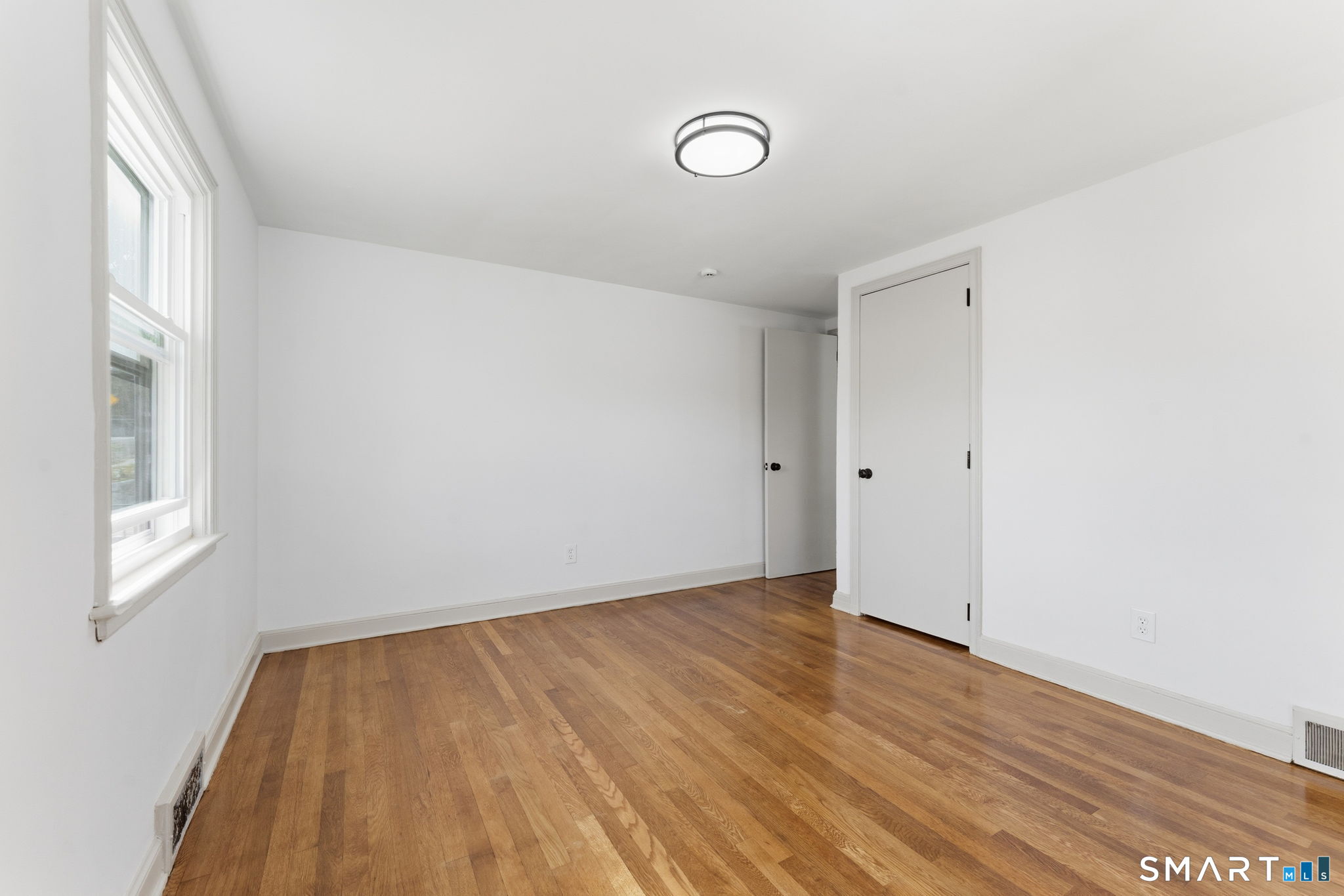 23 Hillview Avenue photo 24