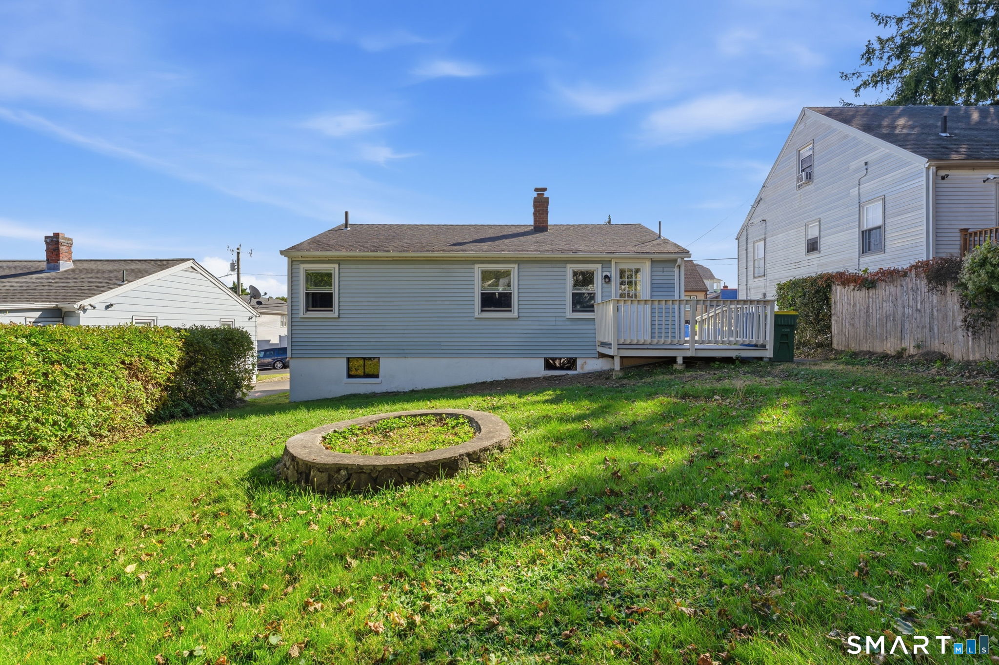 23 Hillview Avenue photo 32