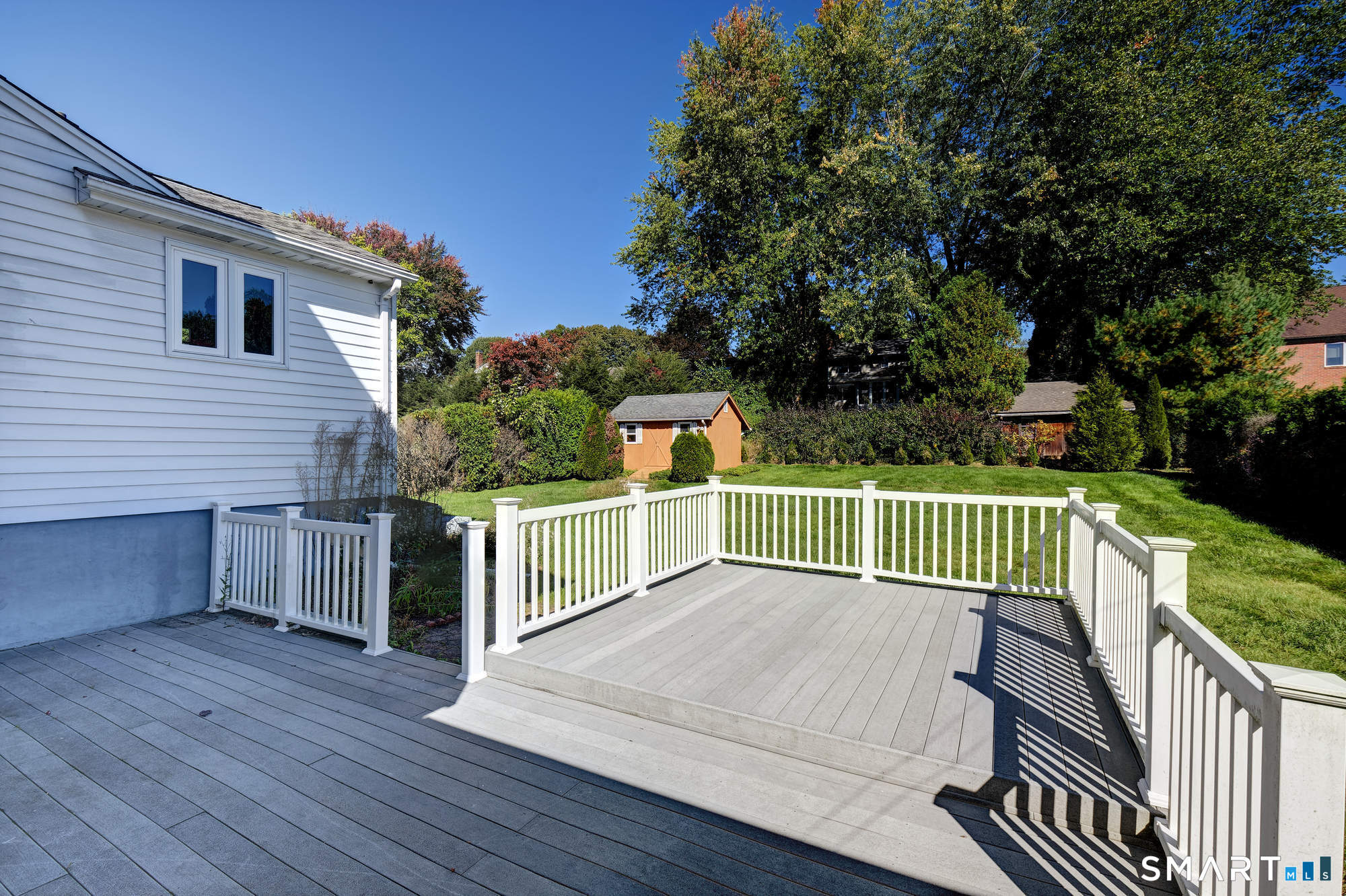 Photo 4 of Single family home for sale at 107 Patriot Ln, Newington, CT 06111 | MLS# 24212845 | Listing updated on 2026-10-10