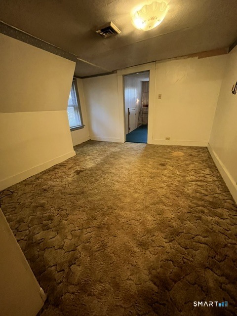 100 Turner Avenue photo 10