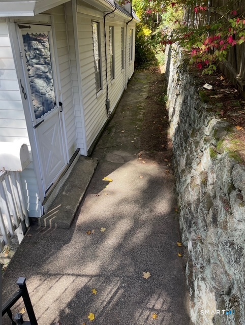 100 Turner Avenue photo 17