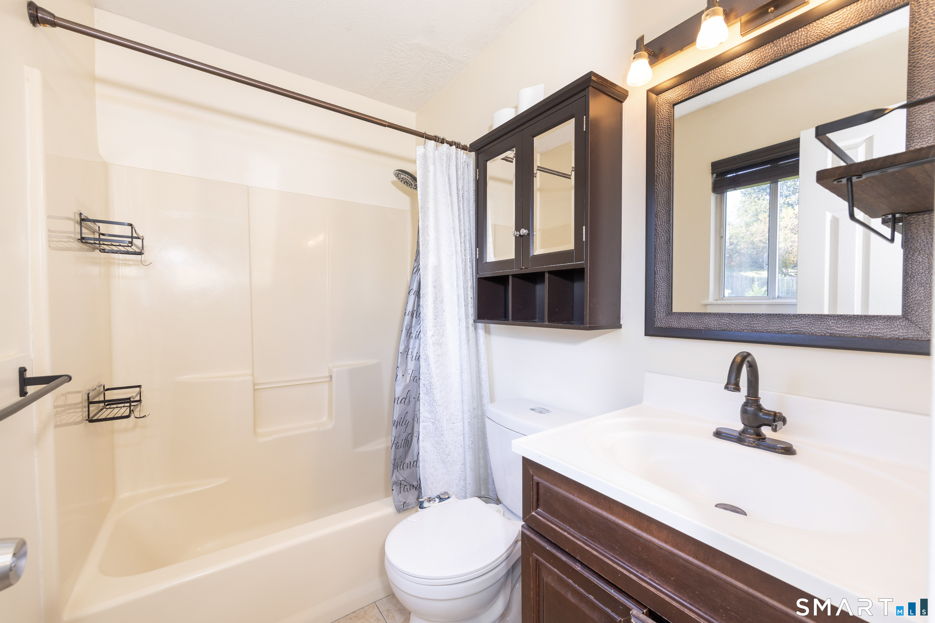 351 Bradley Street photo 16