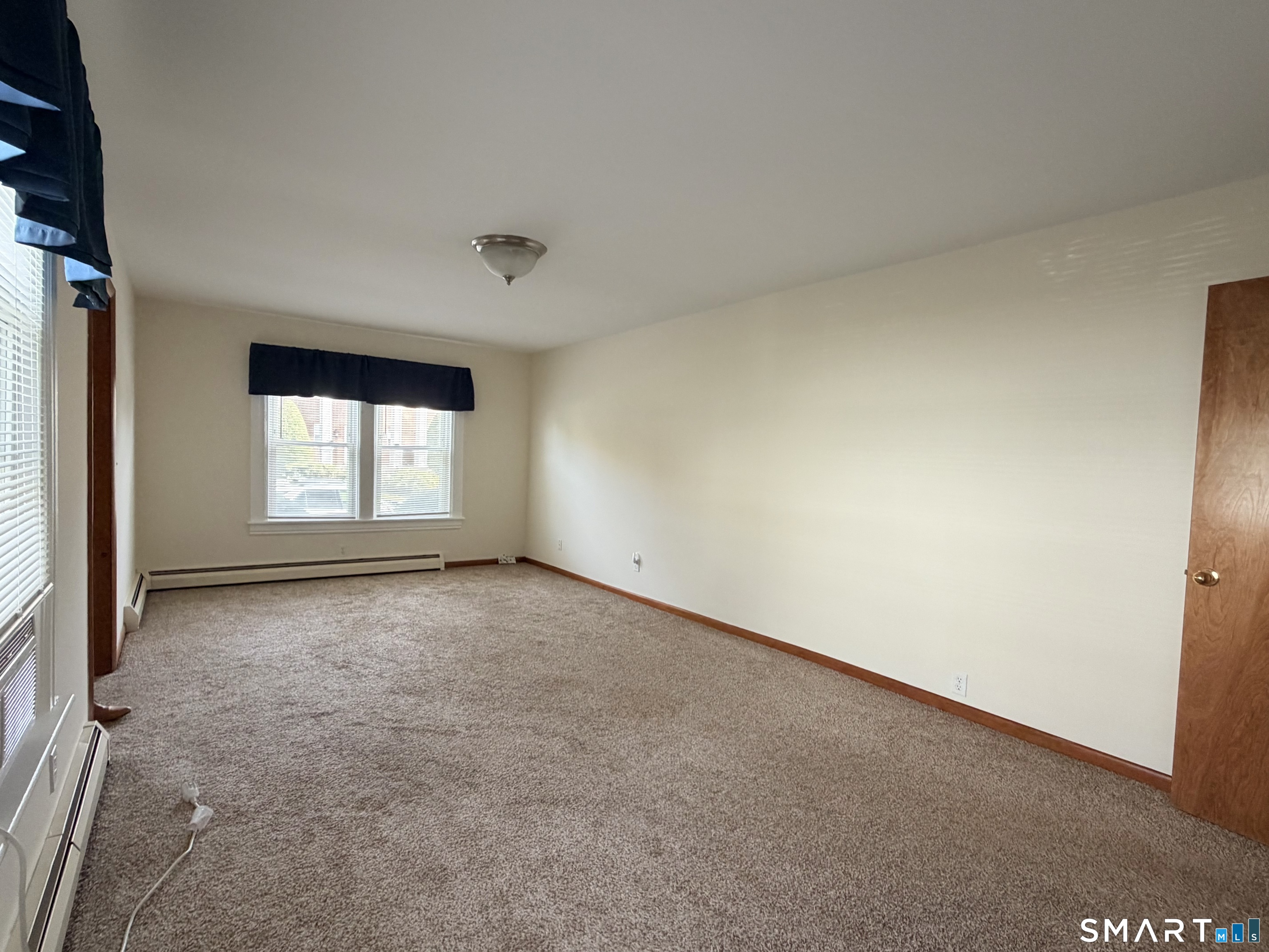 Foto 8 de Apartamento en renta en 376 Reef Road, Fairfield, CT — $2,500/mes