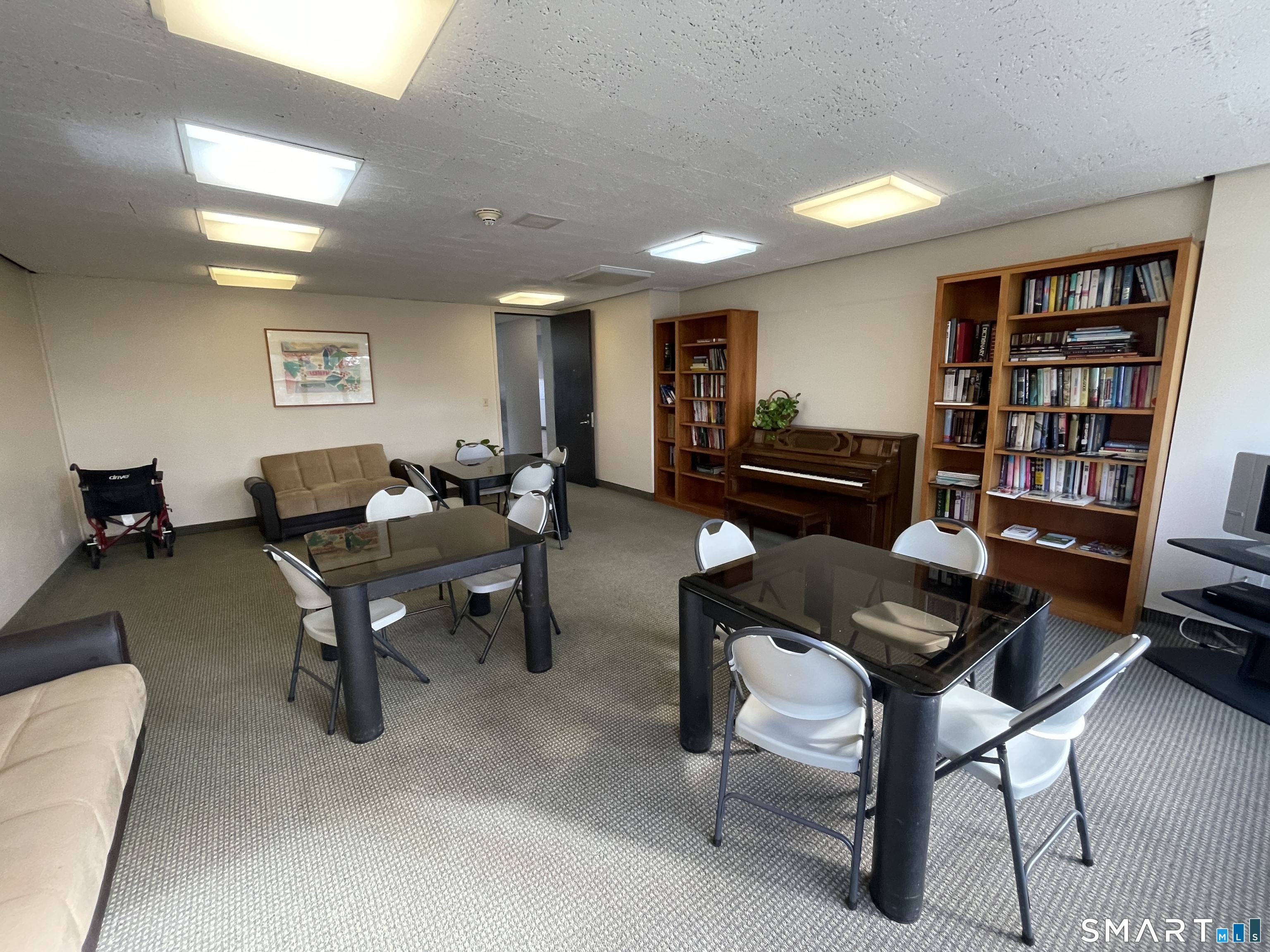 Foto 9 de Condominio en renta en 2625 Park Avenue #3F, Bridgeport, CT — $2,000/mes