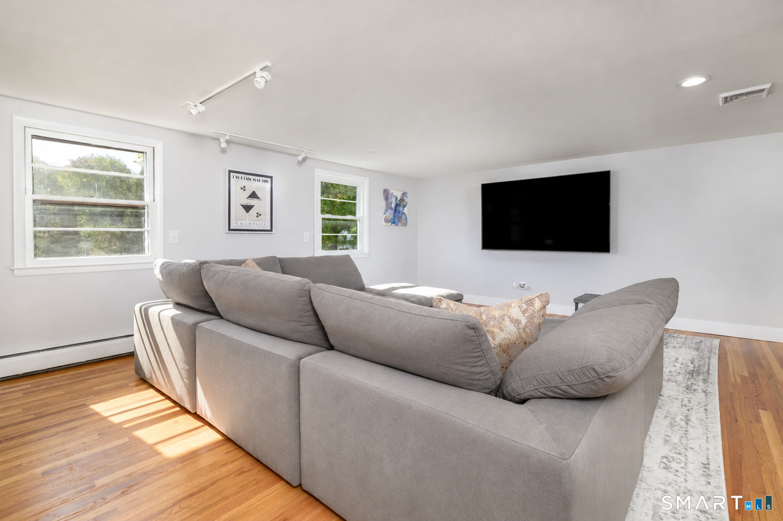9 Cornwall Road — photo 10