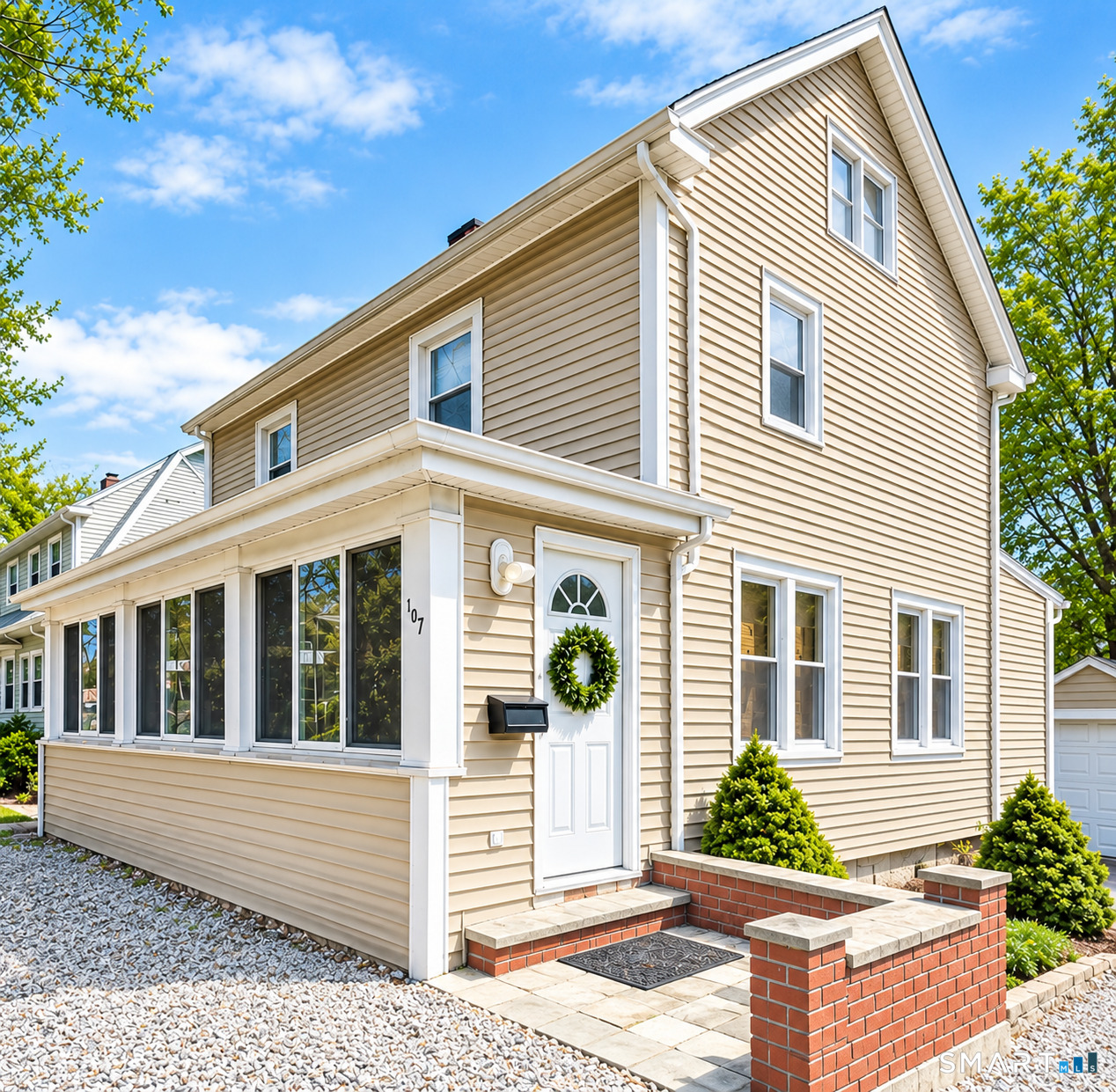 Photo 1 of Single family home for sale at 707 Hope St, Stamford, CT 06907 | MLS# 24174438 | Listing updated on 2026-10-10