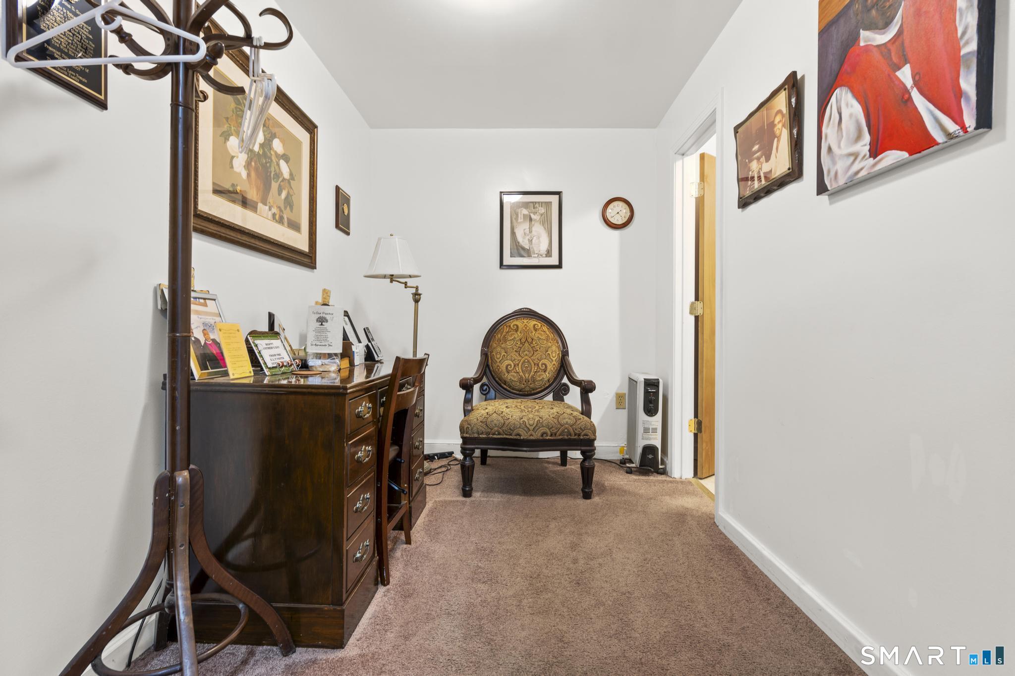 855 East Main Street photo 16