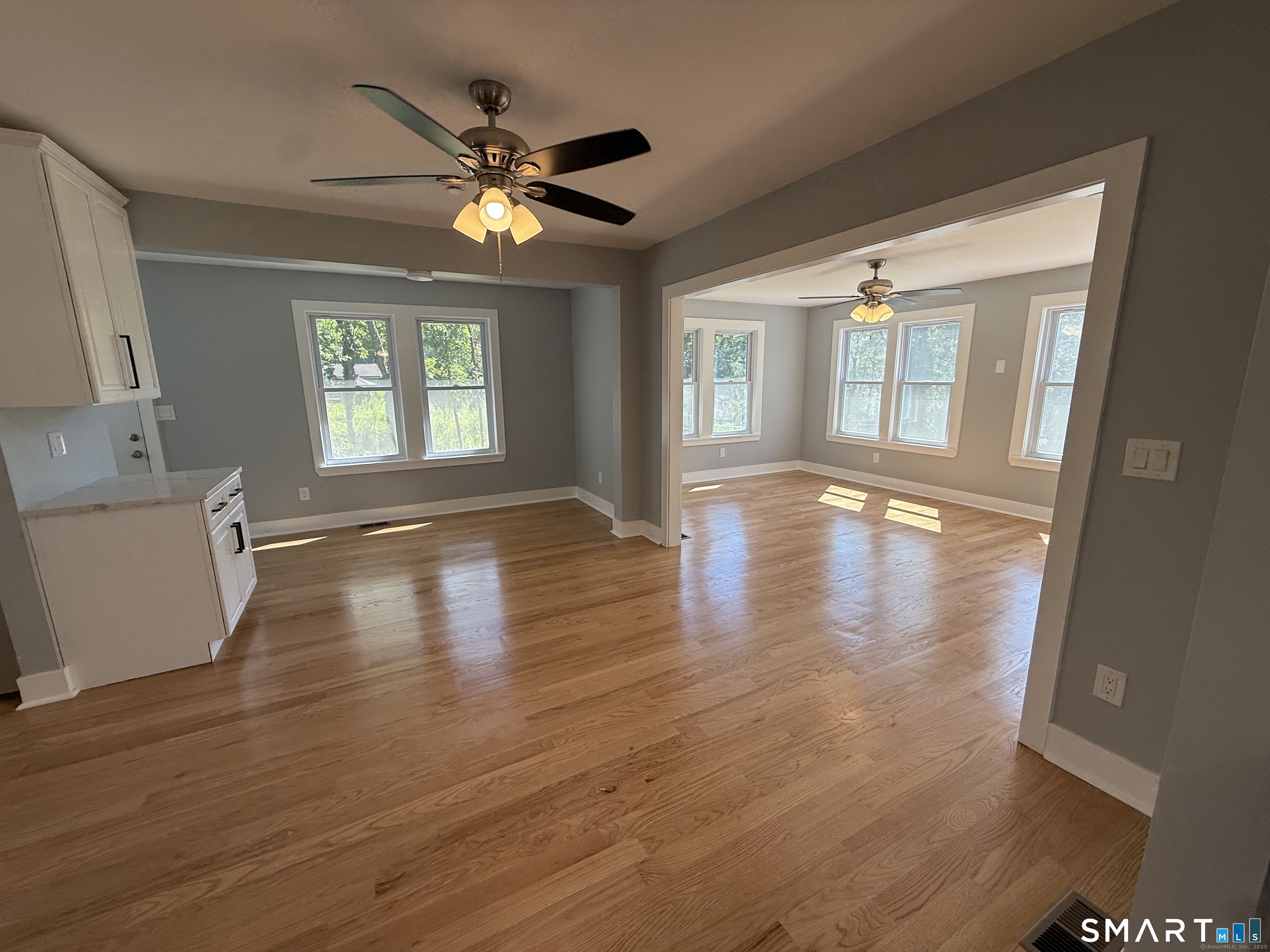 Foto 7 de Casa en venta en 465 James Farm Road, Stratford, CT — $679,900