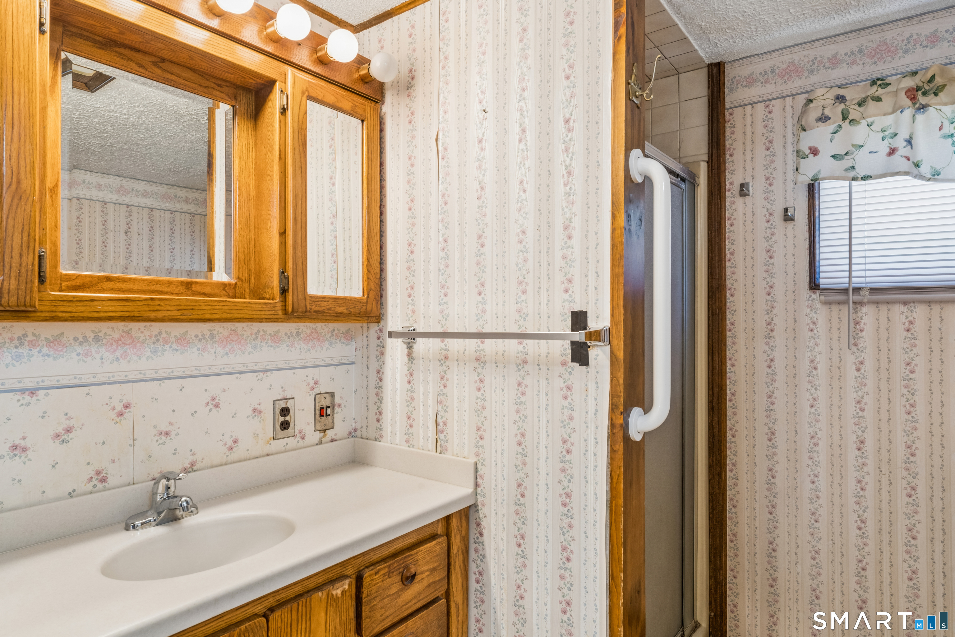16 Winfield photo 19